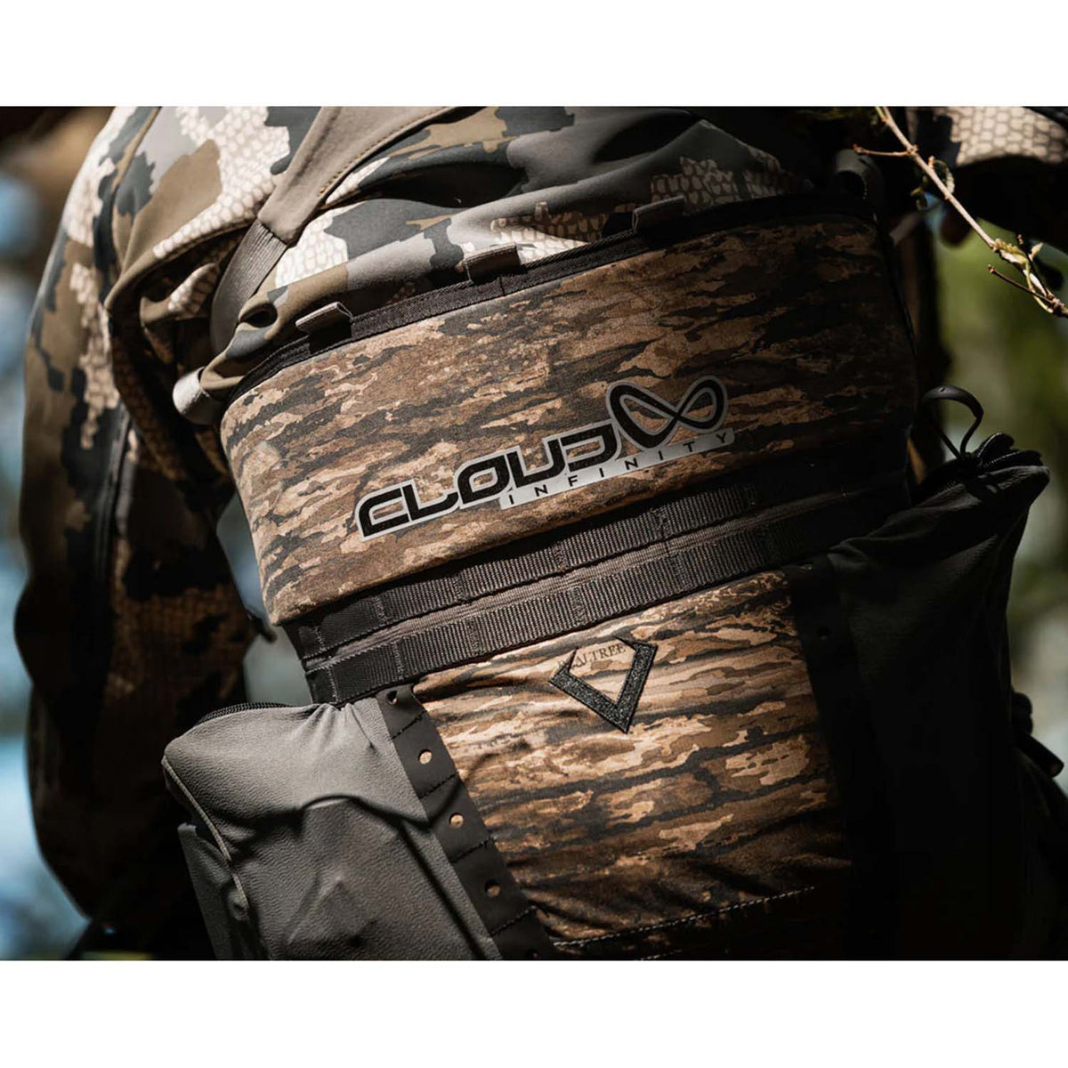 Arsenal Cloud Infinity Tree Saddle Back Image