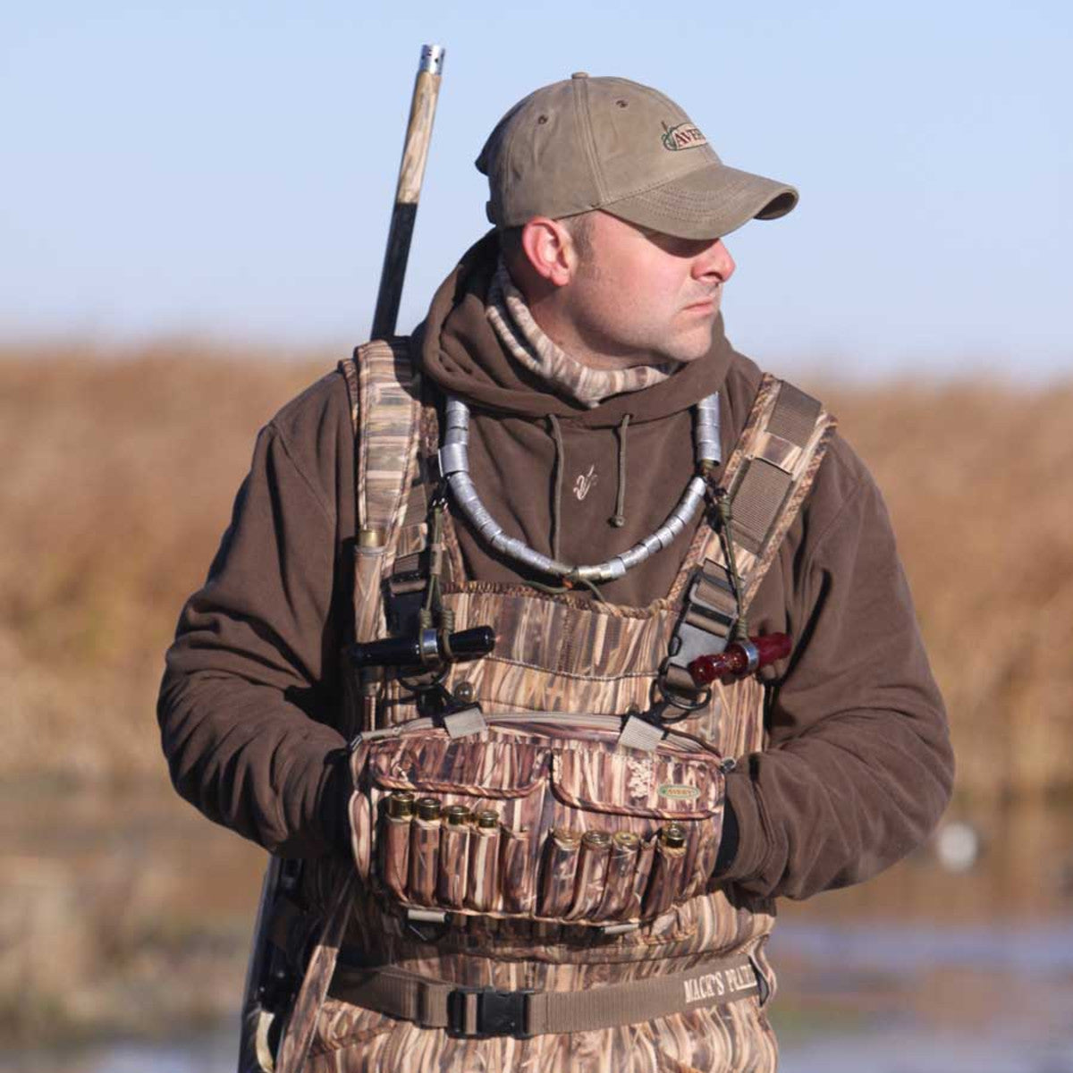 Avery Neoprene Hand Warmer outdoor image