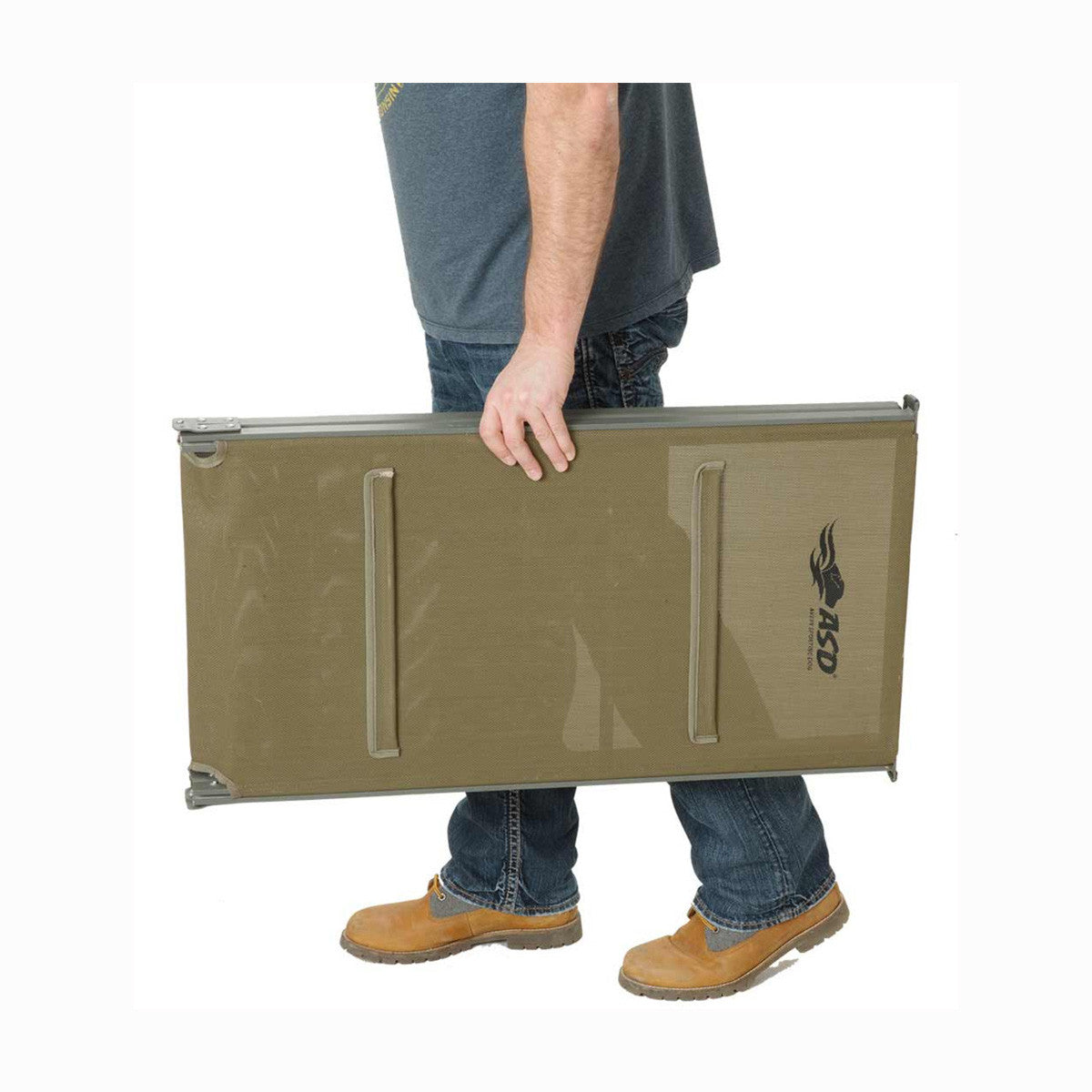 Avery Folding Dog Ramp easy carry image
