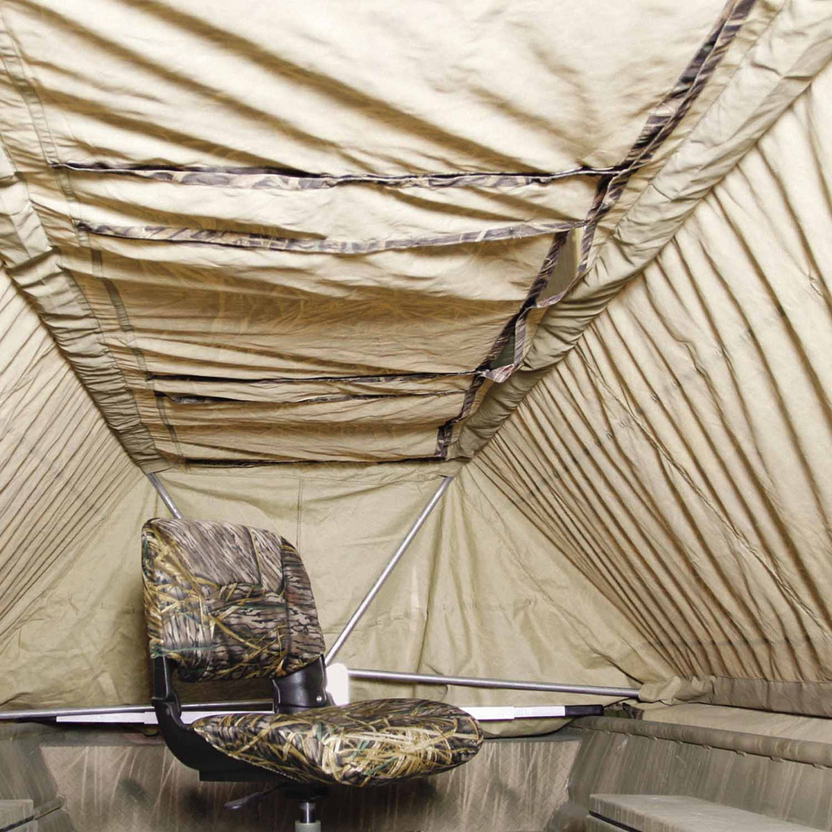 Inside Image of the Beavertail 1400 Series Waterfowl Boat Blind.