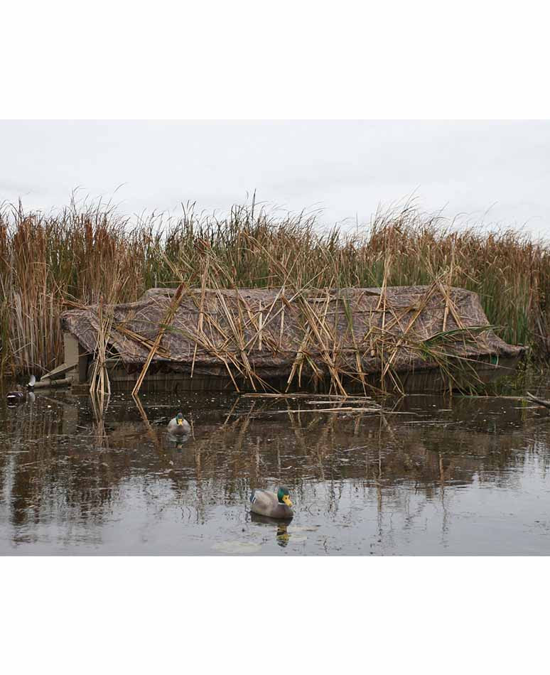 Field Image of the Beavertail 1400 Series Waterfowl Boat Blind.