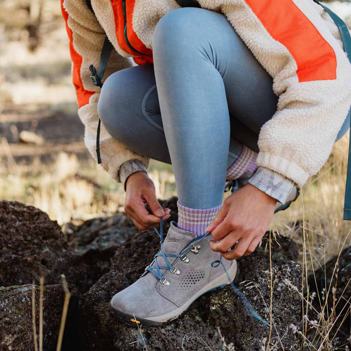 Danner Women's Inquire 4" Chukka Hiking Boot, Driftwood/Stormy Weather Model Image