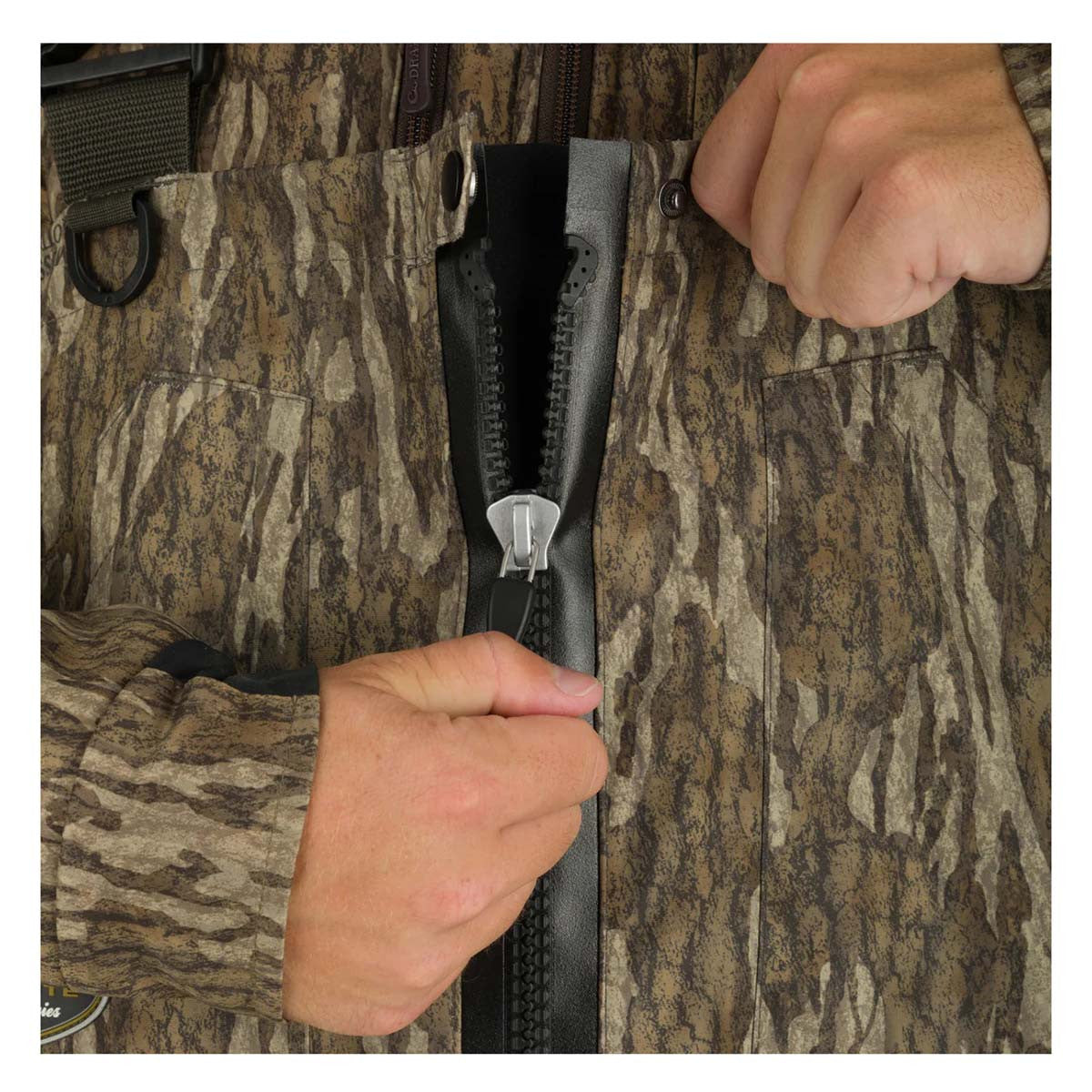 Drake Uninsulated Guardian Elite HND Front Zip Wader Zipper Image in Mossy Oak Bottomland