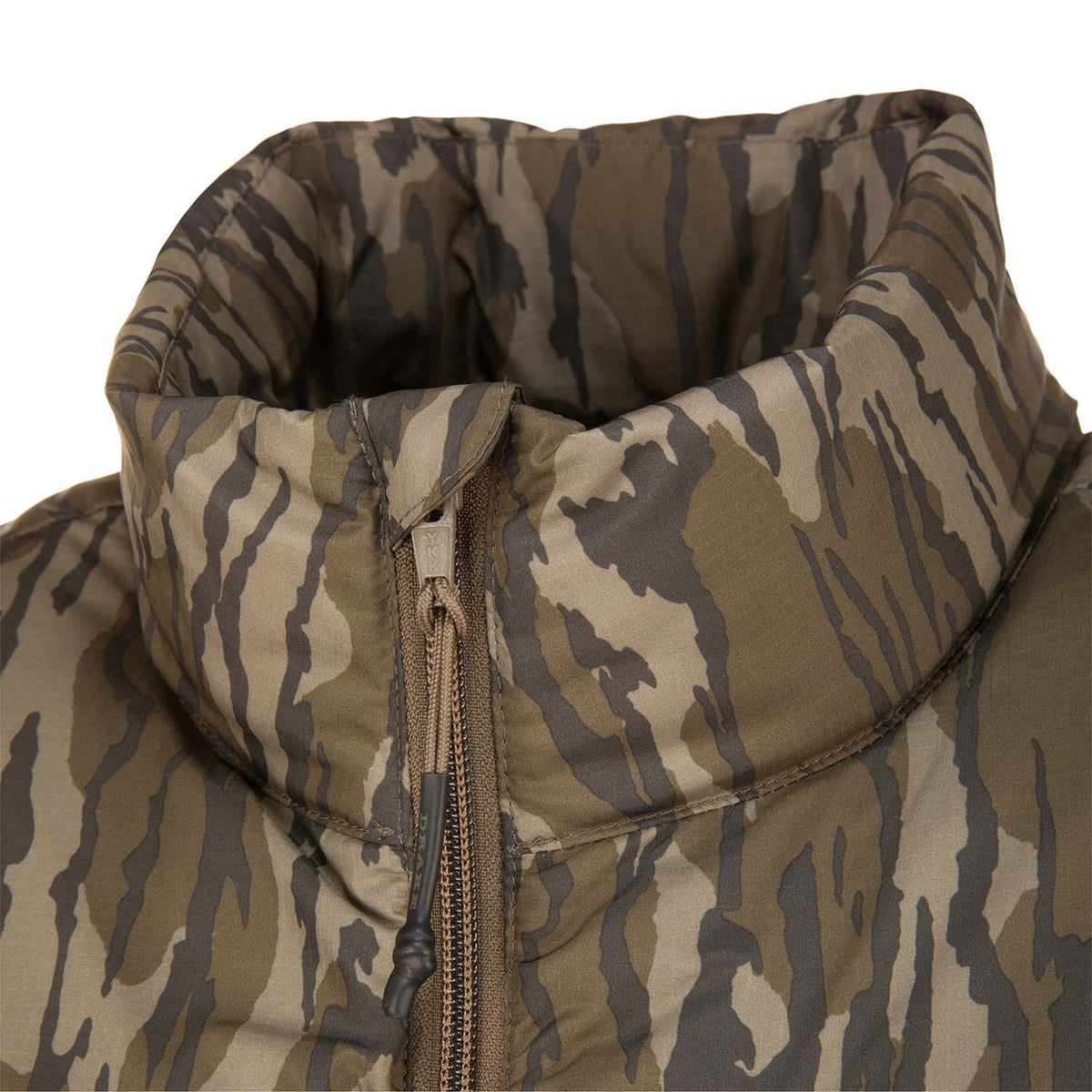 Collar Image of the Drake Waterfowl BMF Down Vest.