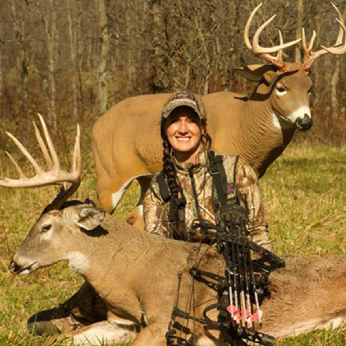 Dave Smith Decoys Posturing Buck Whitetail Decoy Lifestyle Image