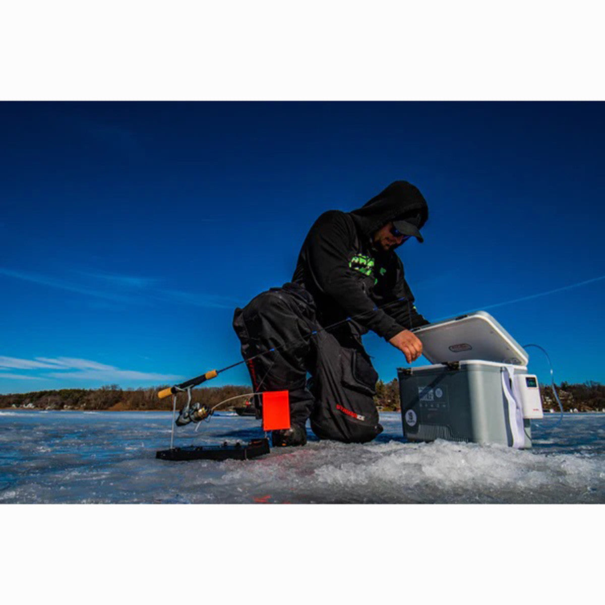 Engel Live Bait Pro Cooler with Rechargeable Aerator Product Image
