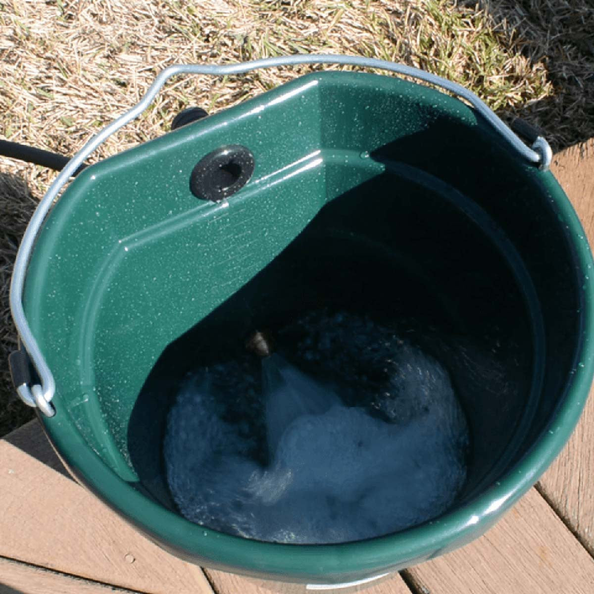Self-Cleaning Pet/Dog Waterer