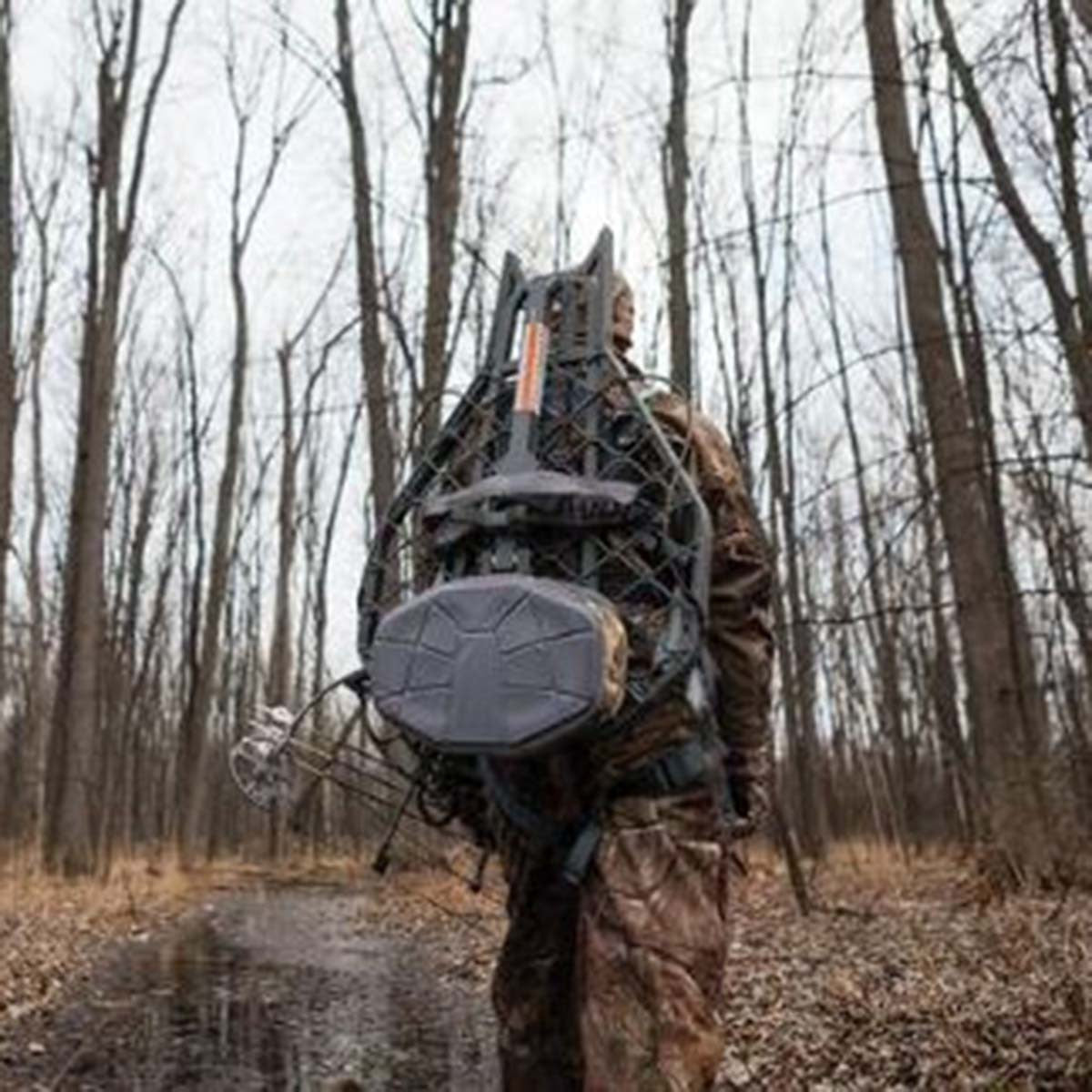 Hawk Helium XL Hang-On Treestand Lifestyle Image