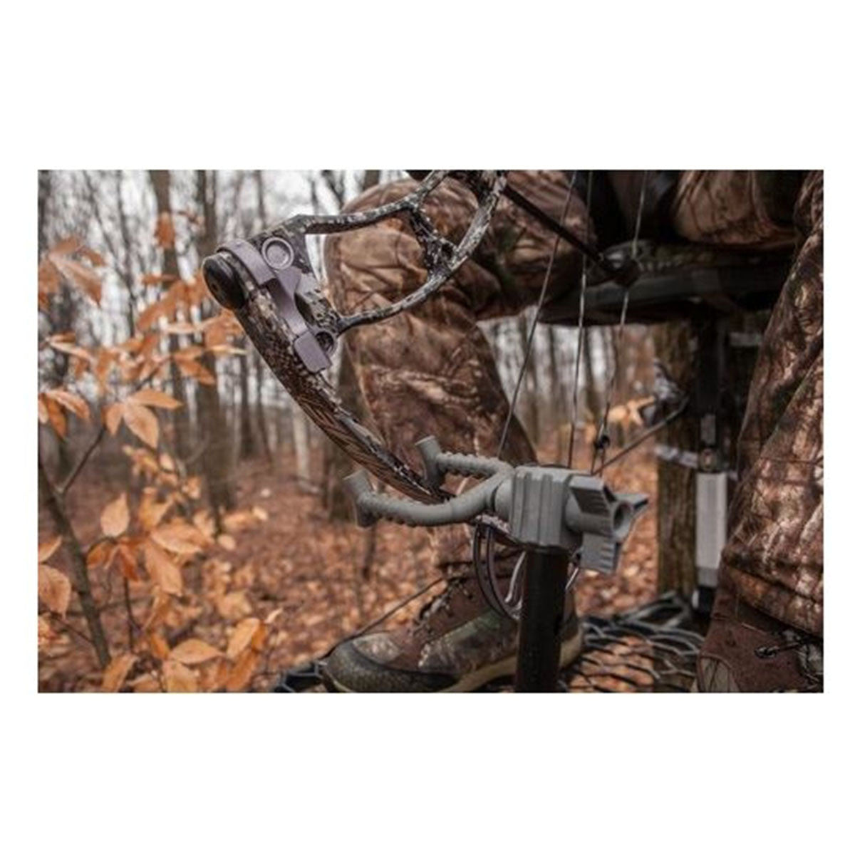 Limb Grip Bow Holder