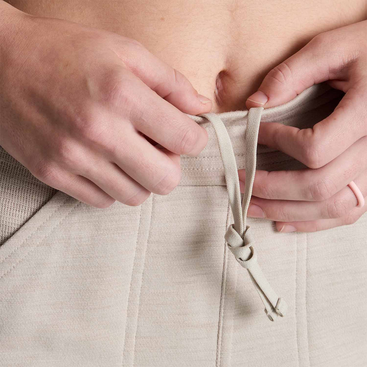 Internal Drawcord Image on the Kuhl Women's Lola 5" Shorts.