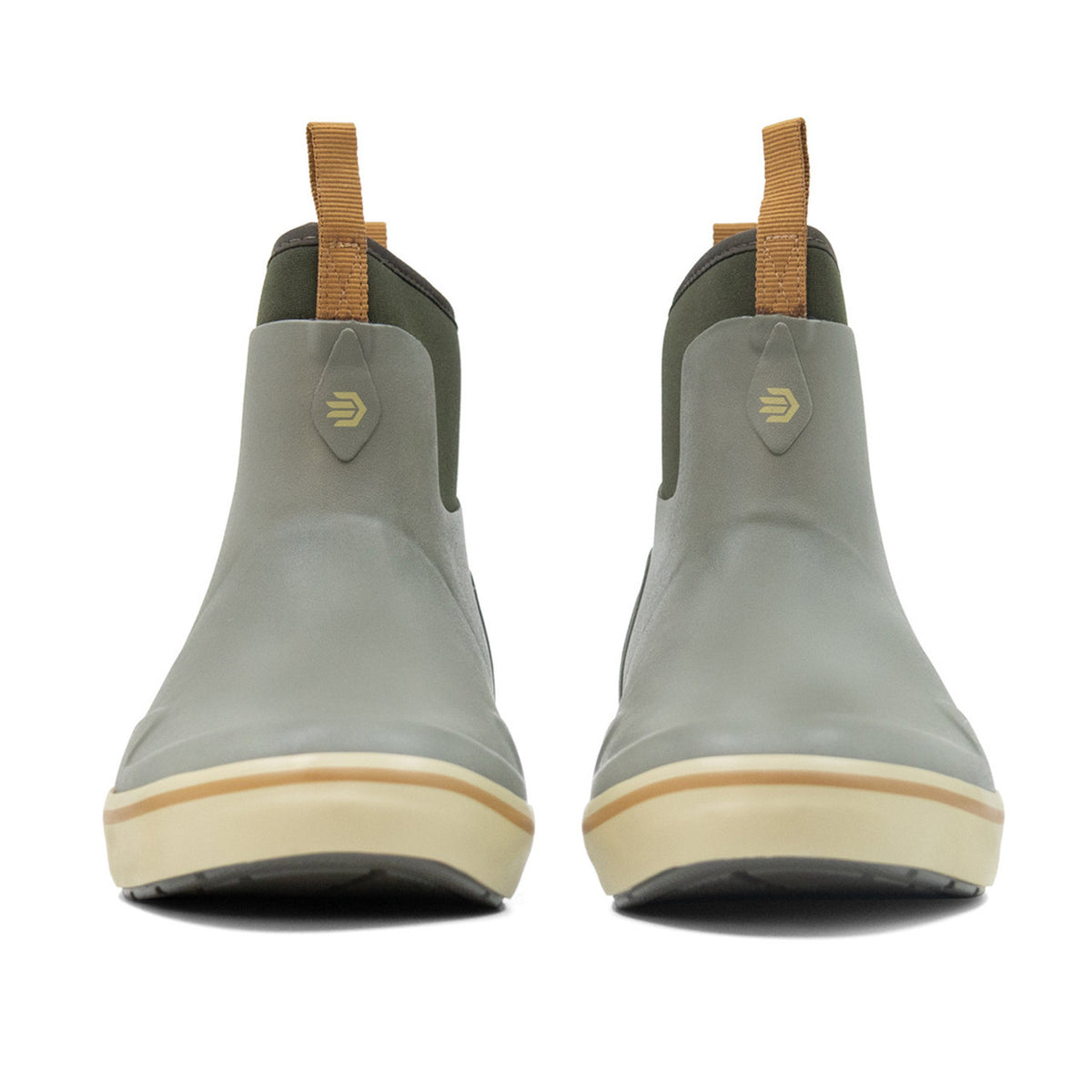 Front Image of the LaCrosse Alpha Deck Boot.