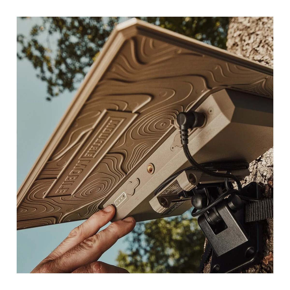 Moultrie Mobile 10 Watt Universal Solar Power Pack Underside Image