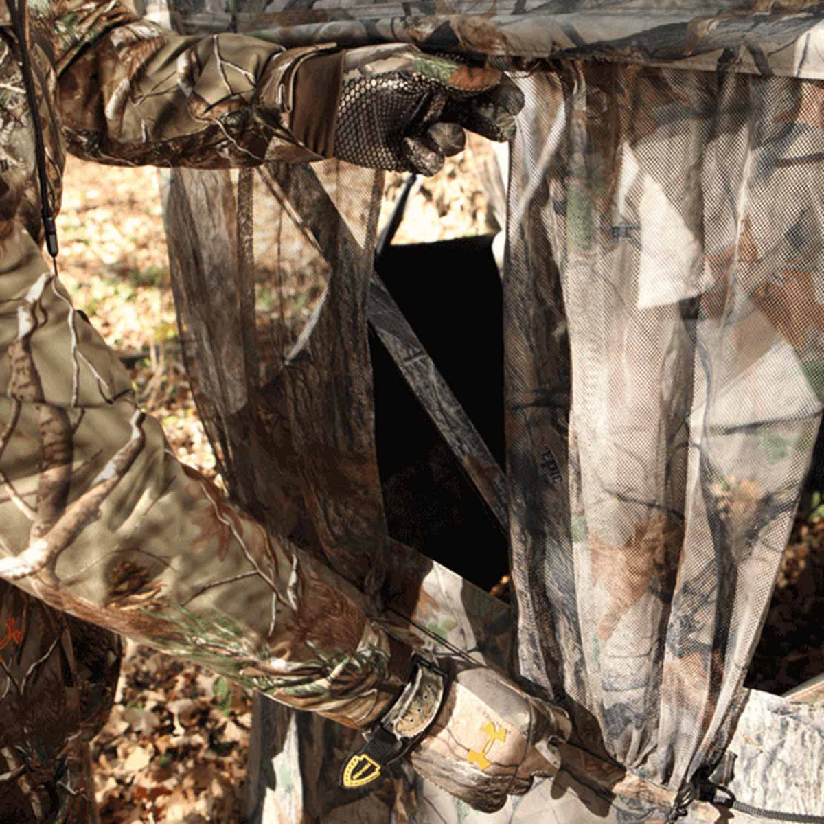 Adjustable Curtain Image of the Muddy Outdoors VS360 3-Man Ground Blind.