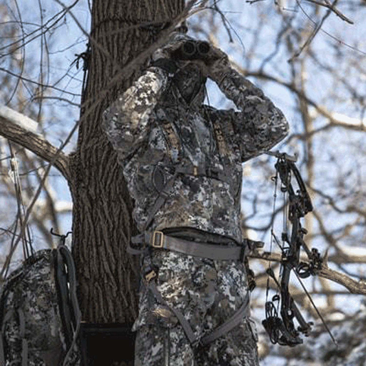 Muddy Outdoors The Ambush Safety Harness In-the-Field Image