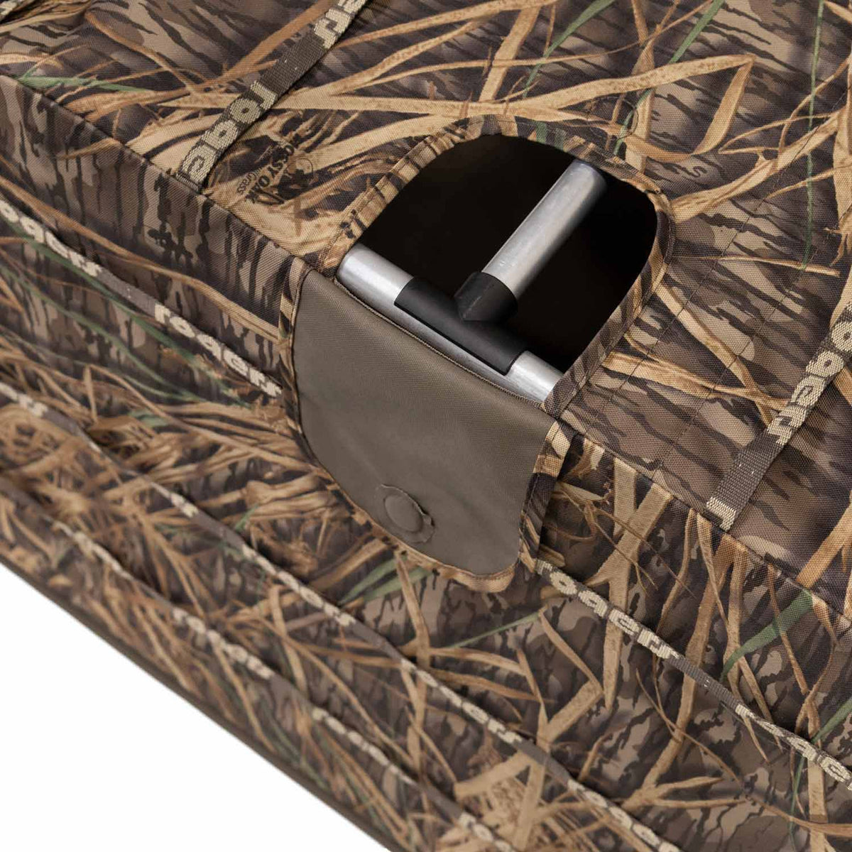 Aluminum Frame Image of the Rogers Sporting Goods Pooch Palace XL Dog Blind.