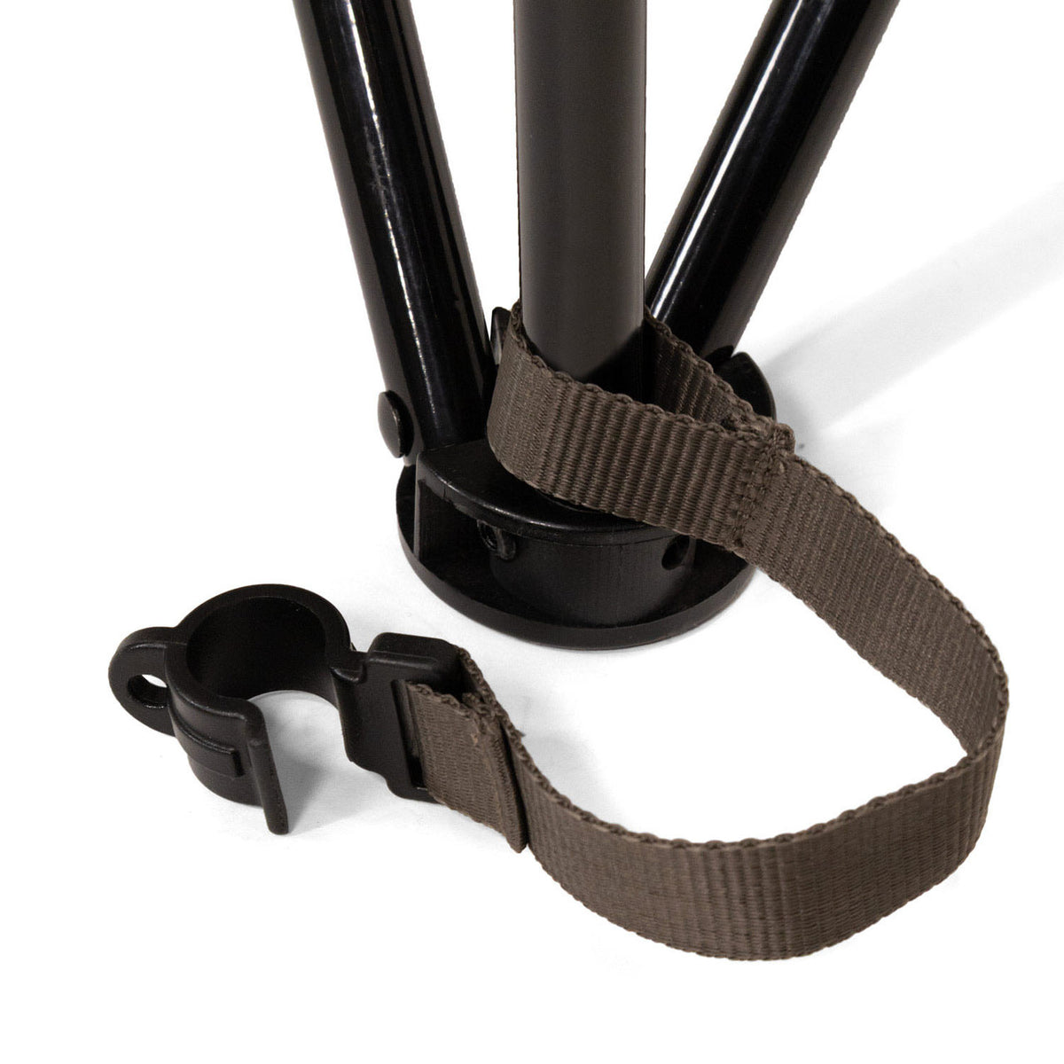 Rogers Sporting Goods Workin' Man Wide Tripod Chair Leg Clip Image