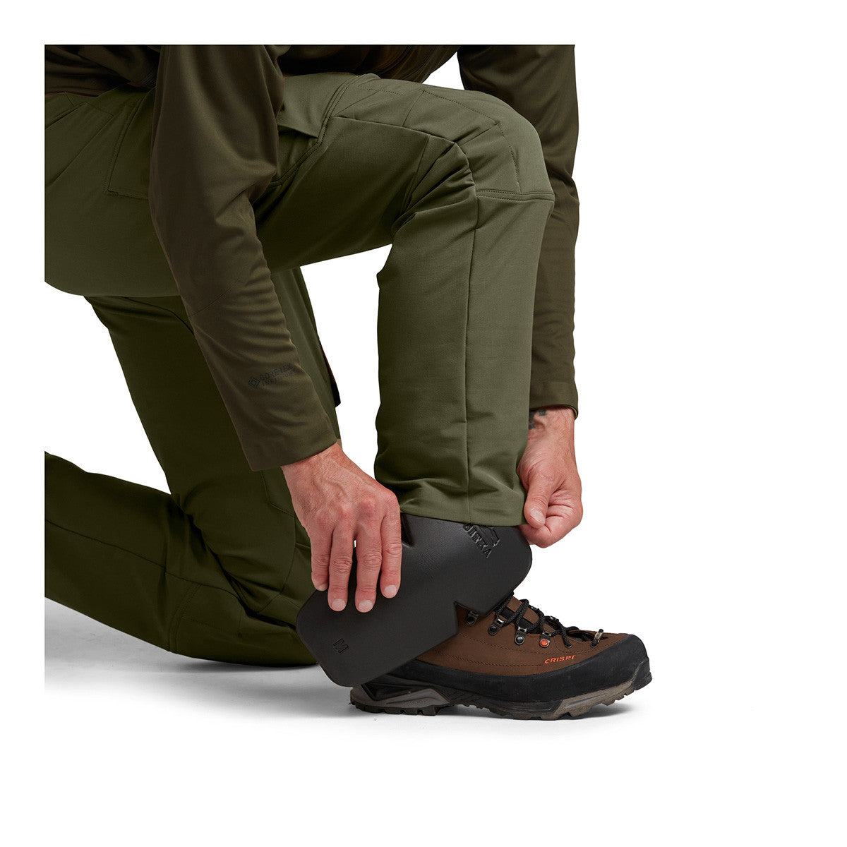 Sitka Mountain Pant Knee Pad Image in Covert