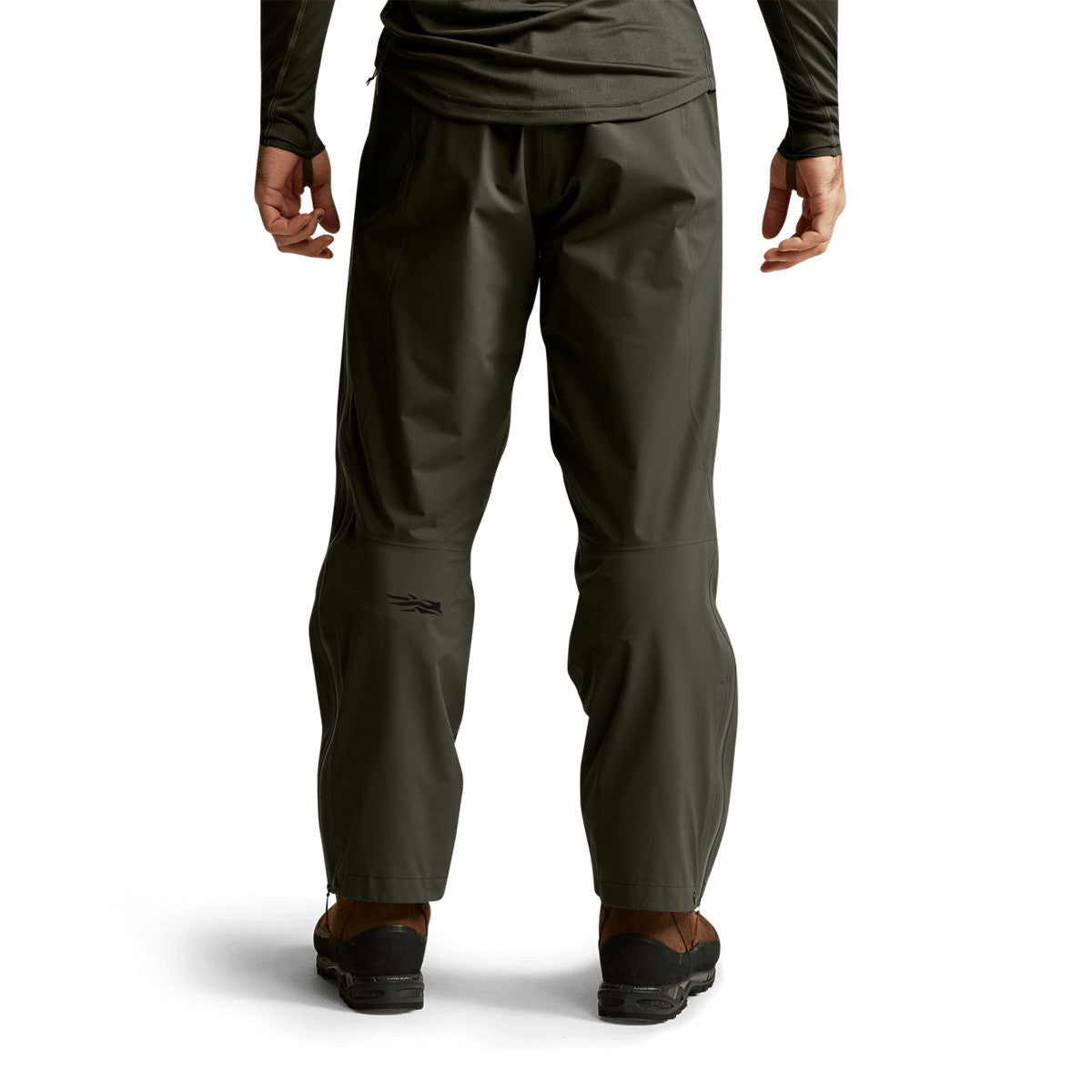Sitka Dew Point Pant Back Model Image in Deep Lichen