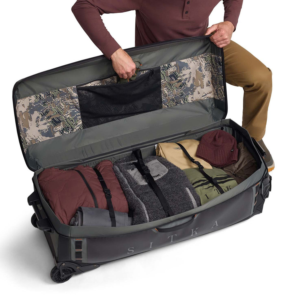 Inside Image of the Sitka Drifter Roller 140L Travel Bag