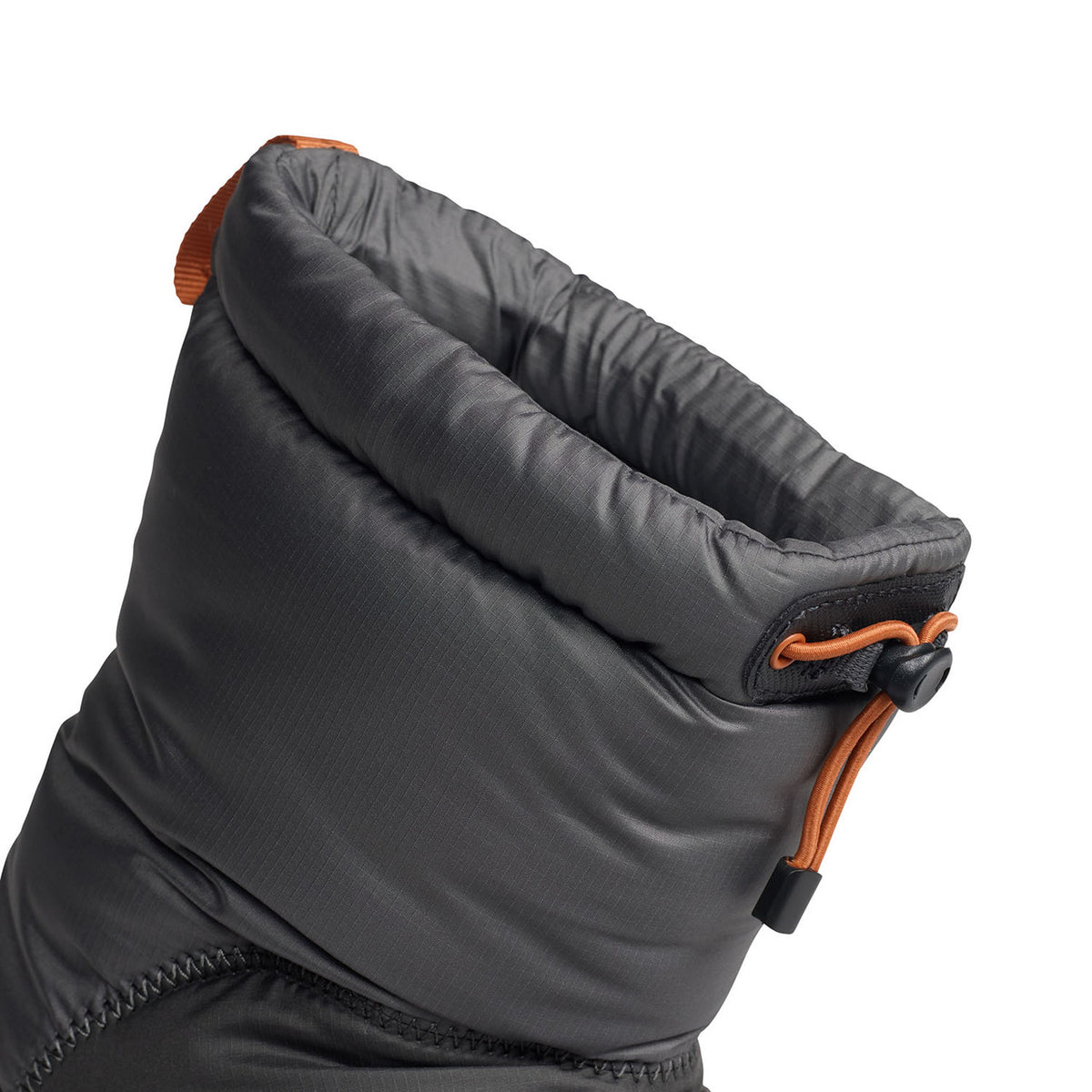 Leg Opening Image of the Sitka Altitude Bootie.