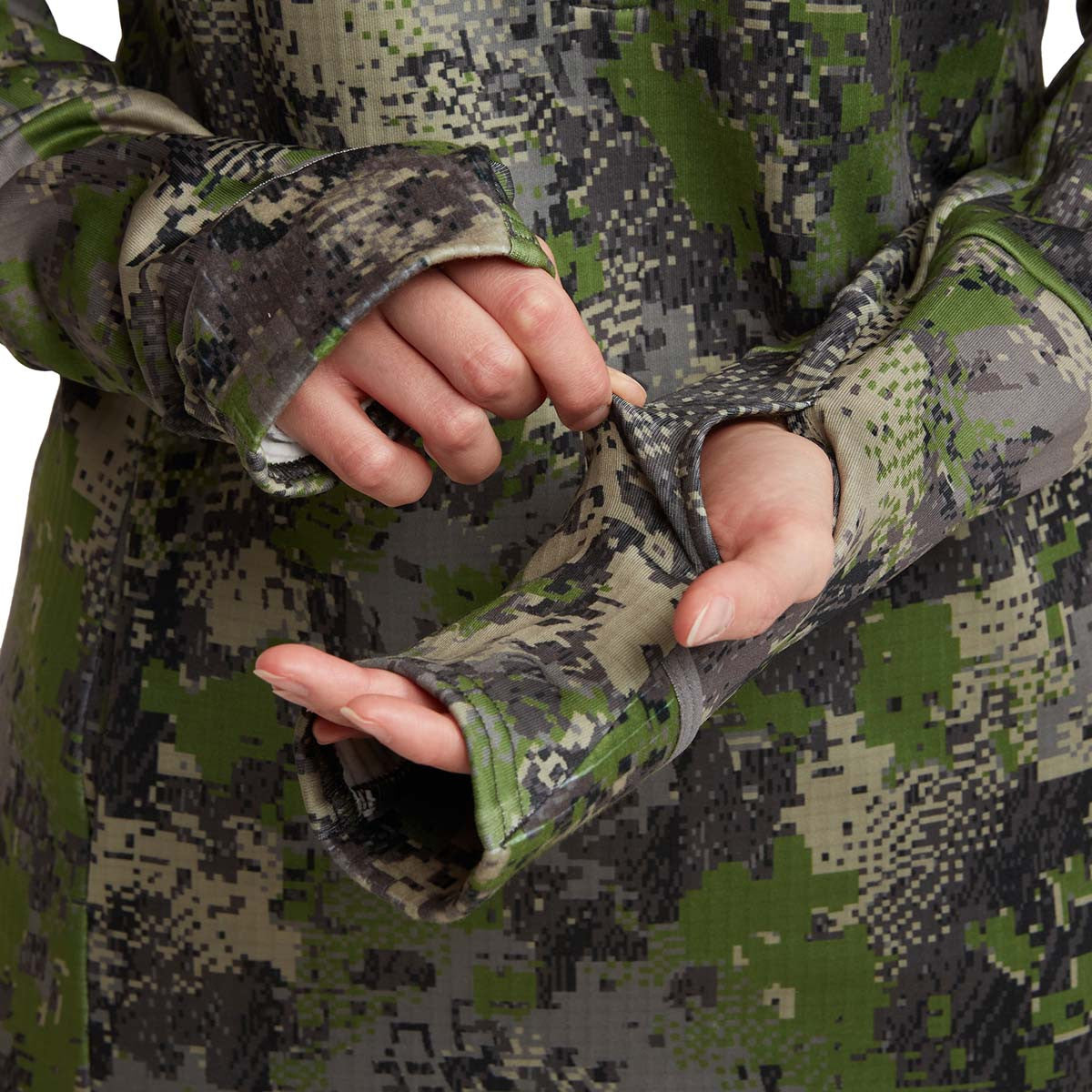 Women's Fanatic Hoodie Thumbhole Image in Optifade Cover