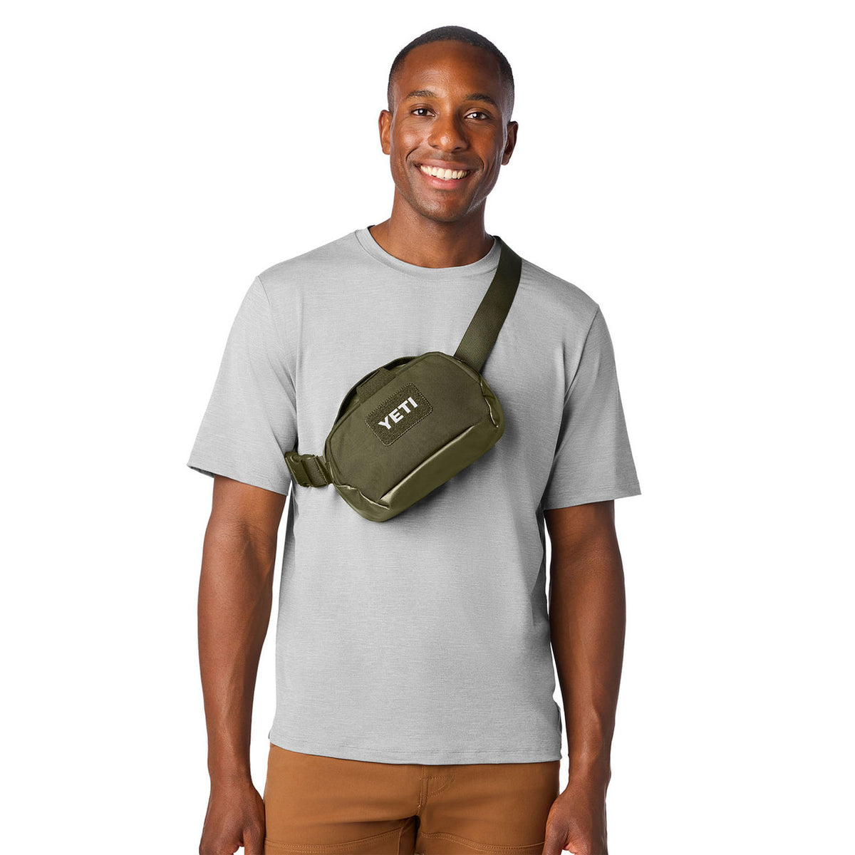 Model Image of the Yeti 1L Ranchero Crossbody Bag.