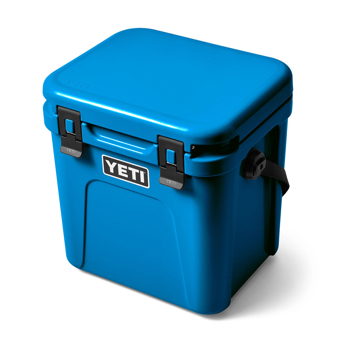 Yeti Roadie 24 Hard-Sided Cooler in Big Wave Blue Angled Image