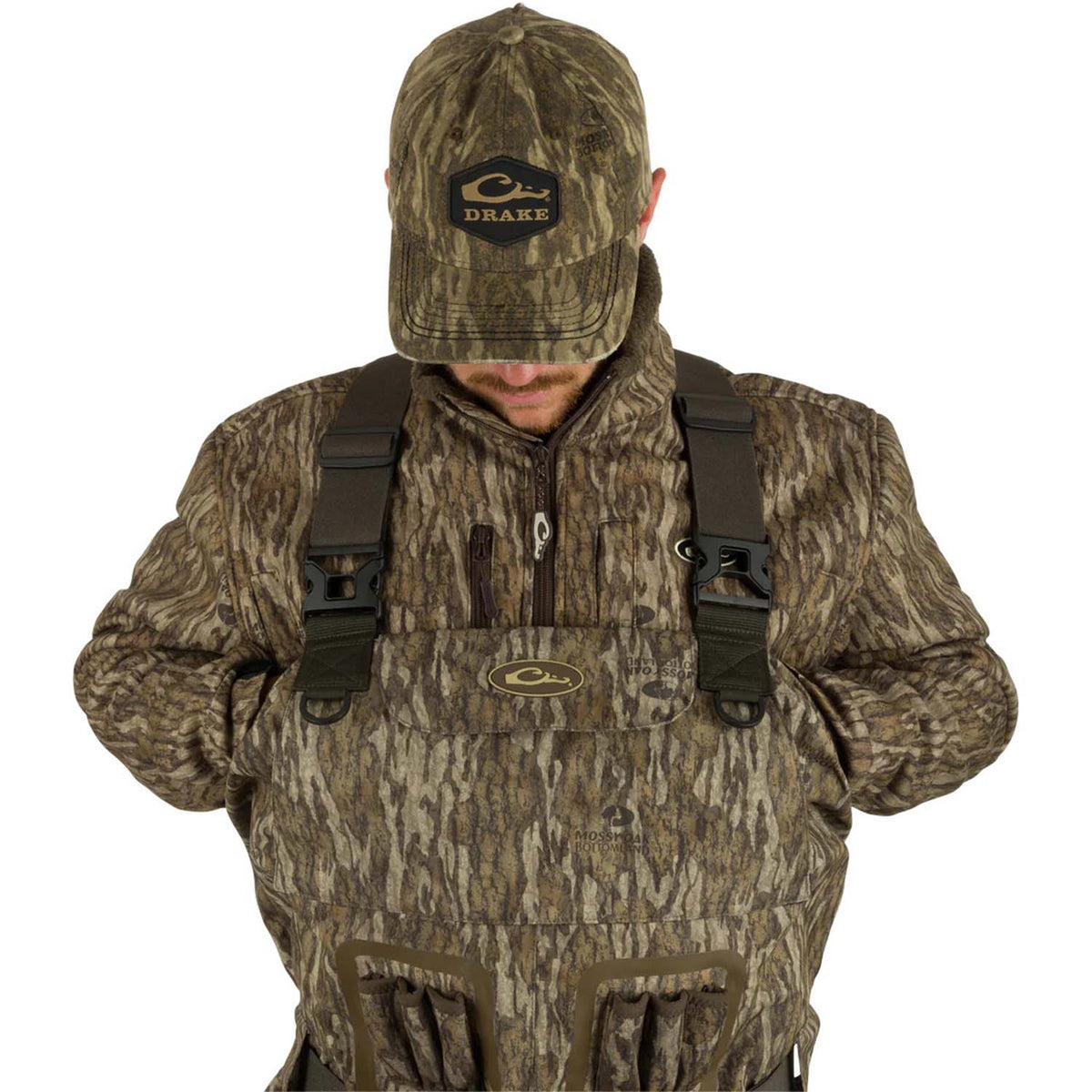Drake Insulated Guardian Elite Vanguard Breathable Waders Handwarmer Image in Mossy Oak Bottomland