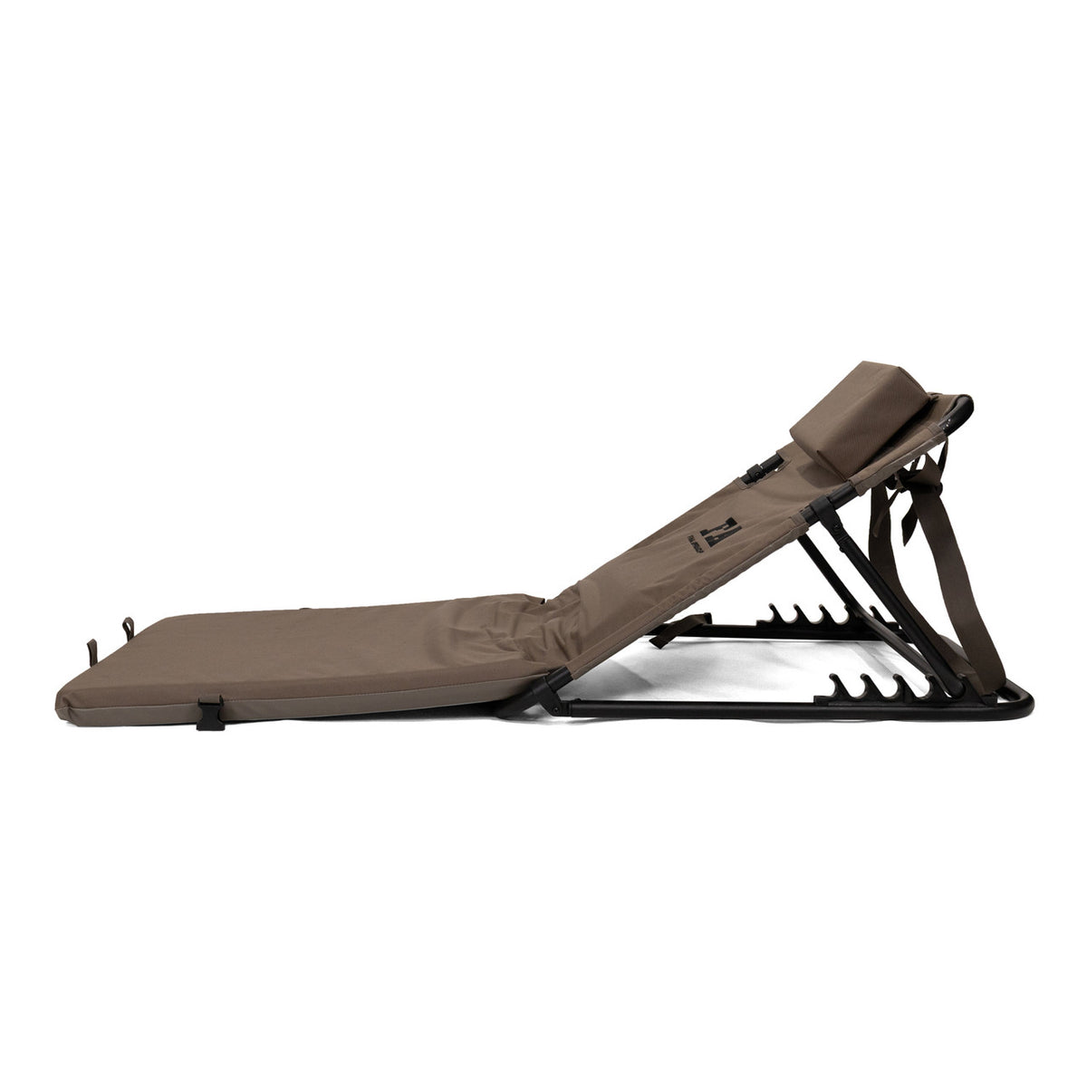 Layout Goose Chair Brown Side