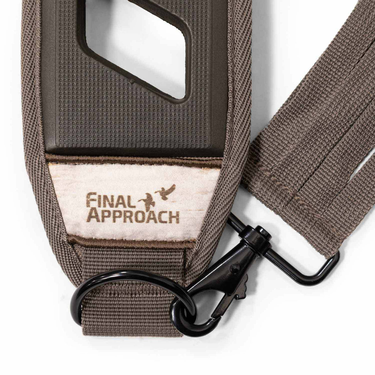 Final Approach 8 Loop Duck Tote – Heavy-Duty Waterfowl Carrier close up image