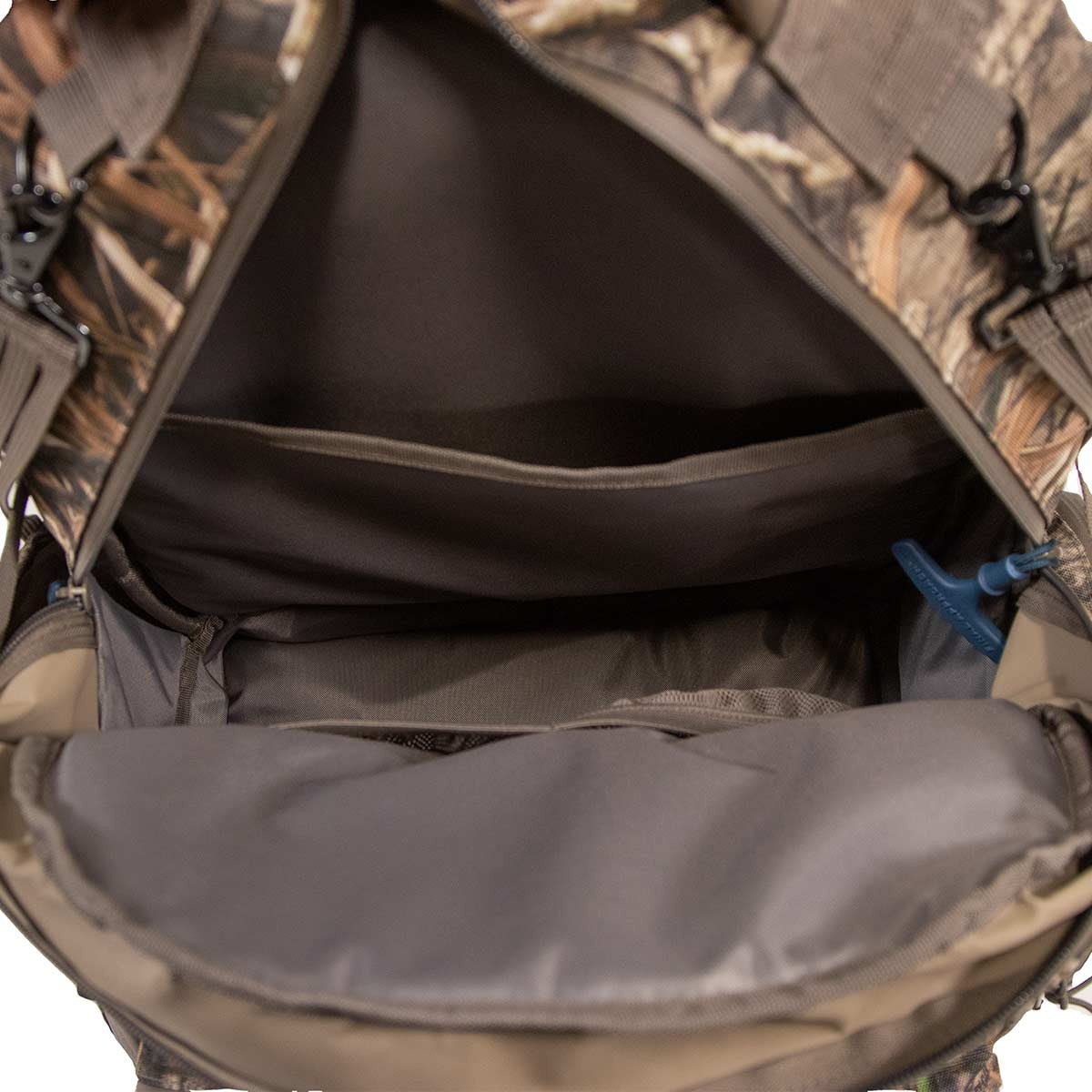 Final Approach Waterfowl Backpack inside pocket image