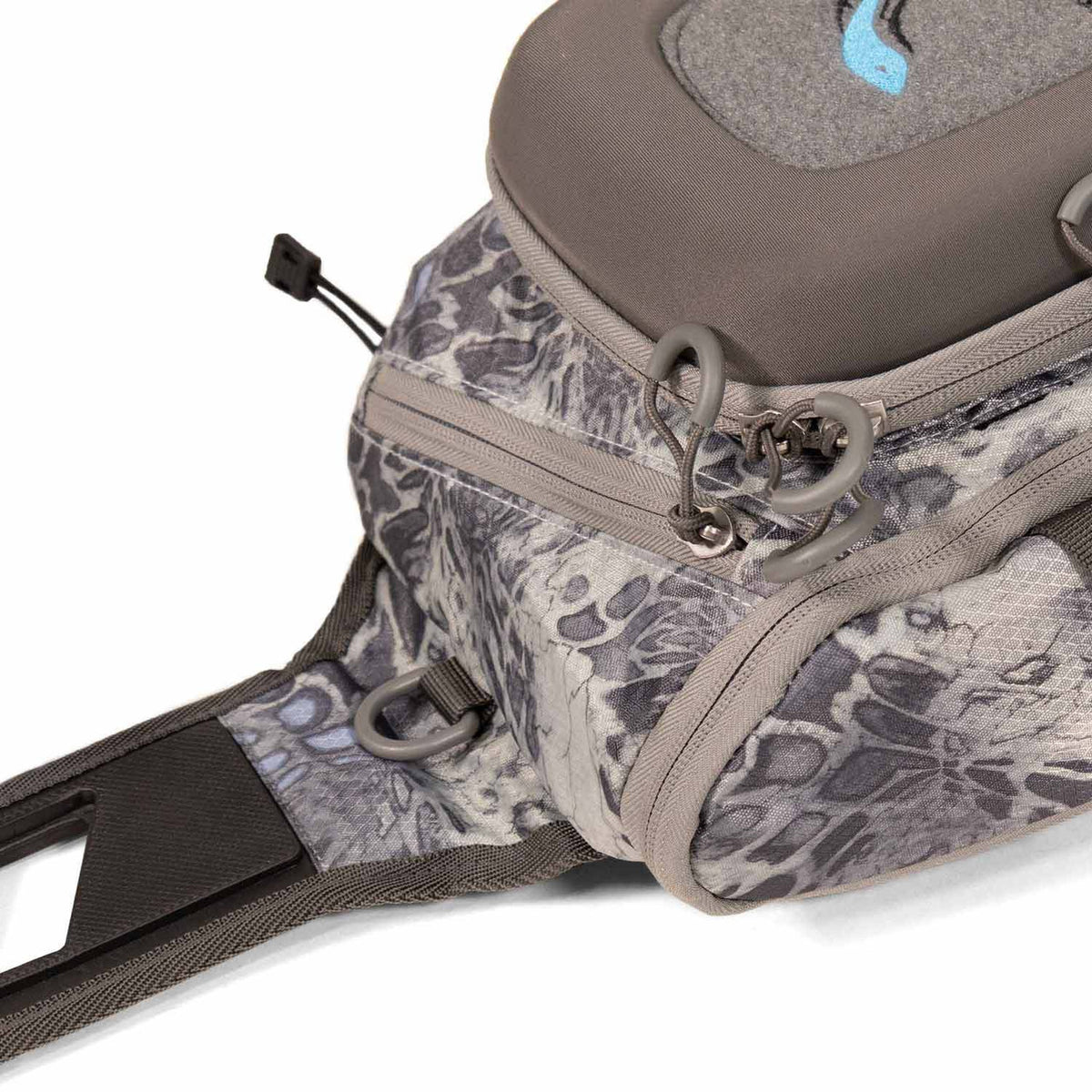 Top zipper image of the Fishtacker Riverpath Chest Pack.