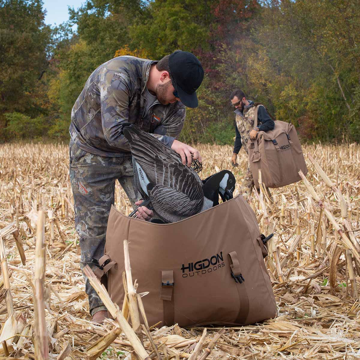 Higdon Outdoors FLATS Silhouette Decoy Bag In-the-Field Image