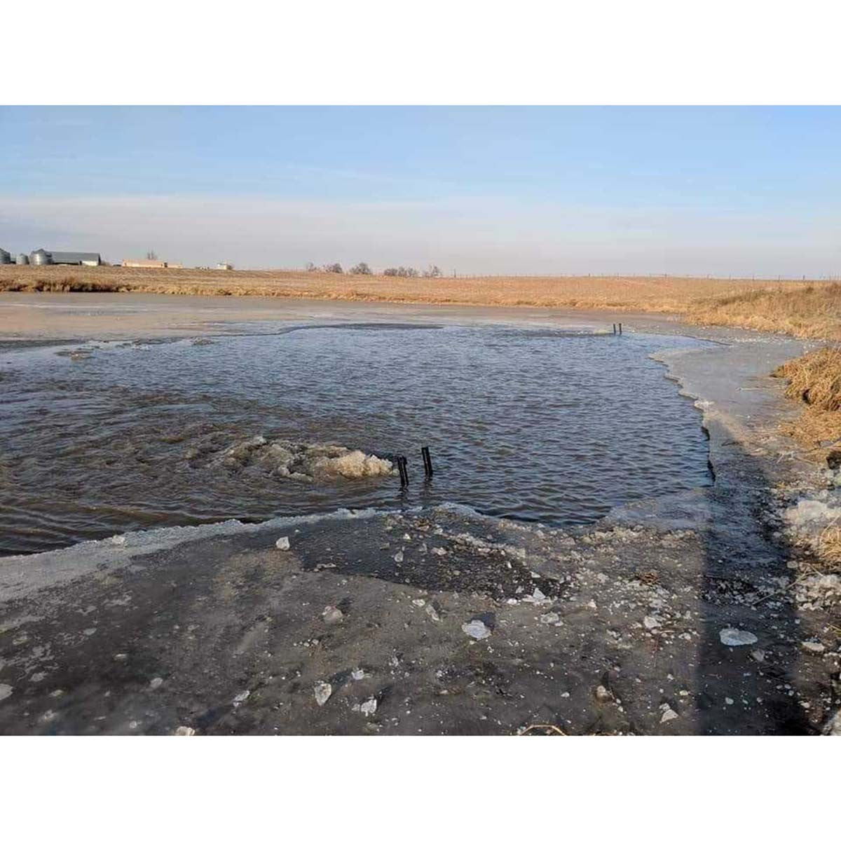 J2 Outdoors Ice Ripper Image