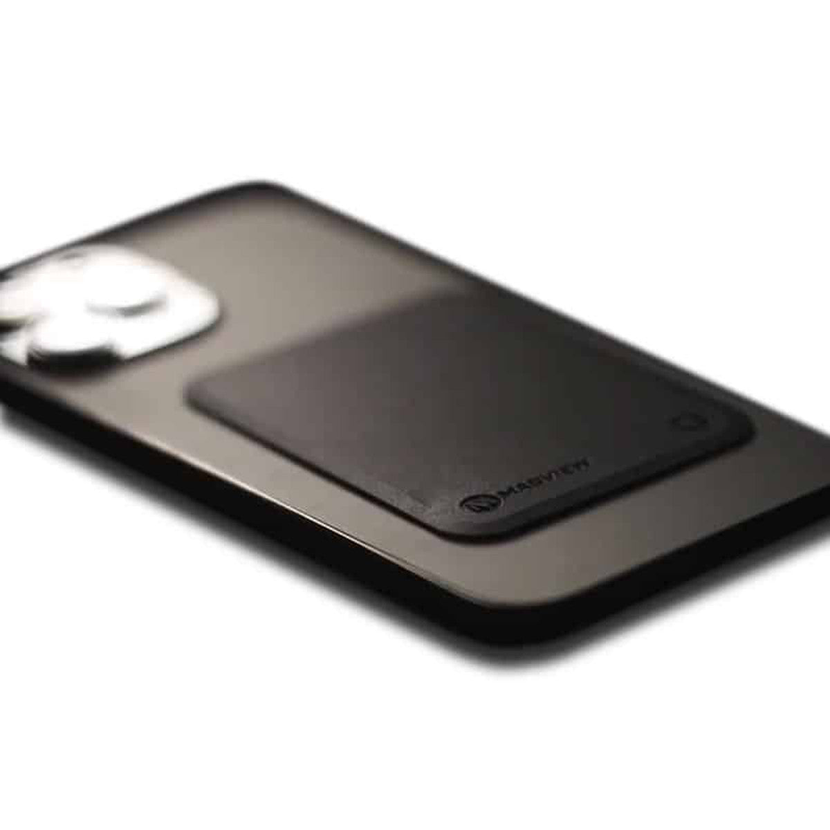 MAGVIEW Wireless Charging Phone Plate On Phone Image