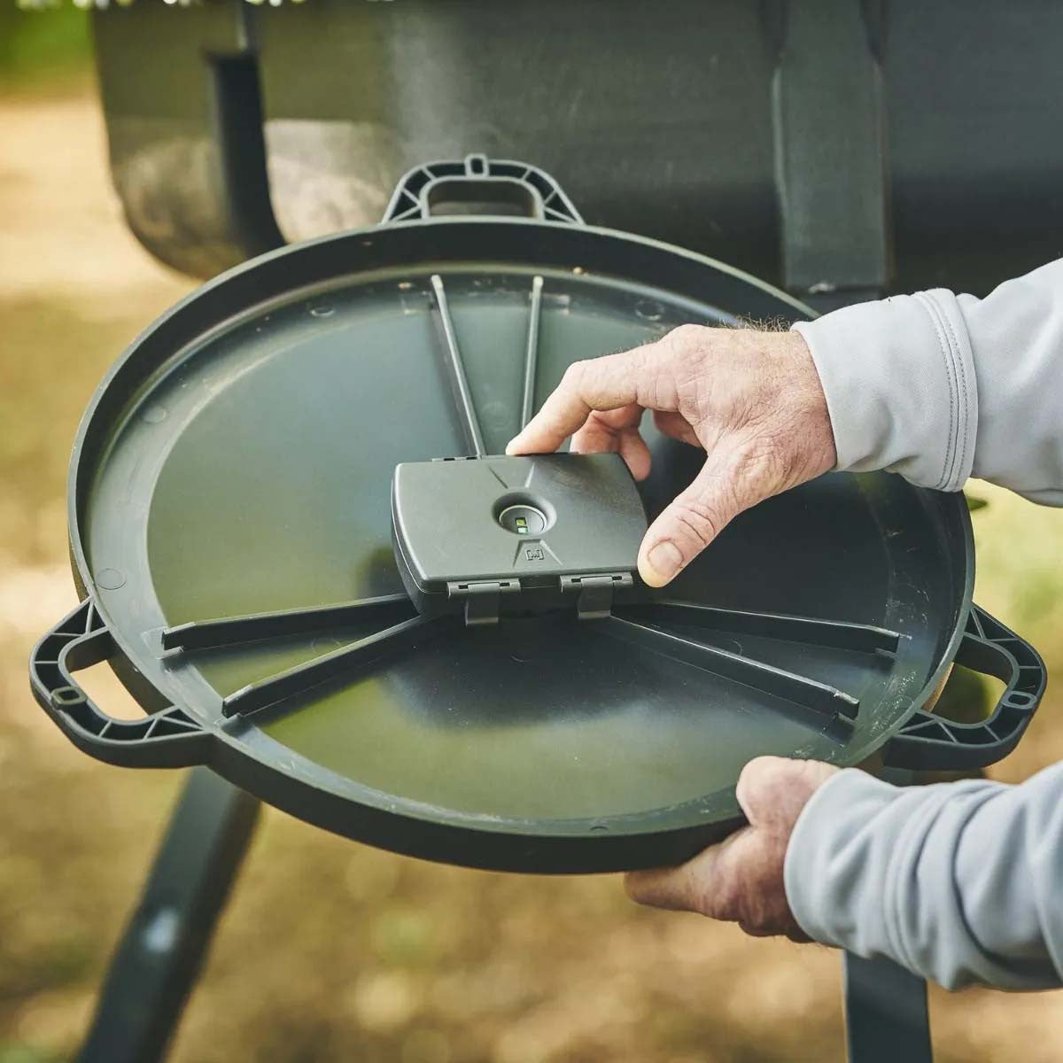 Moultrie Mobile Feed Hub Universal