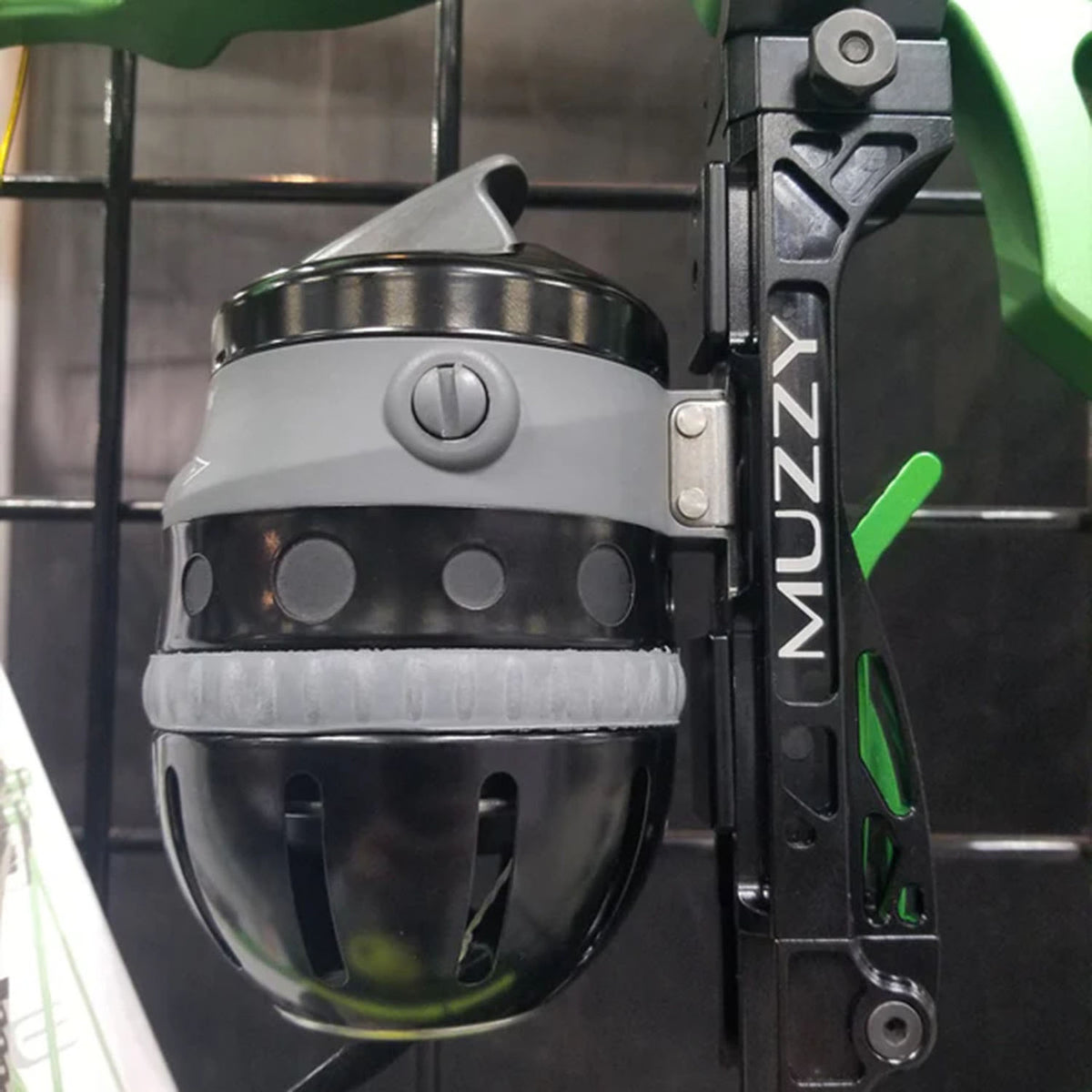 Mounted Image of the Muzzy LV-R Bowfishing Quick Detach Reel Seat.