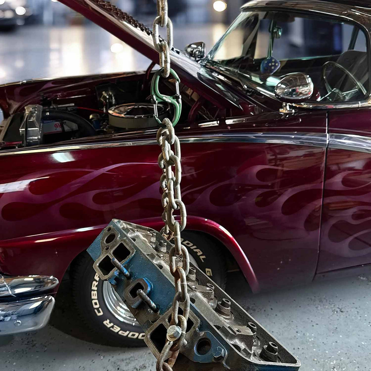 Lifestyle Image of the Nite Ize S-Biner XT SlideLock Dual Carabiner.