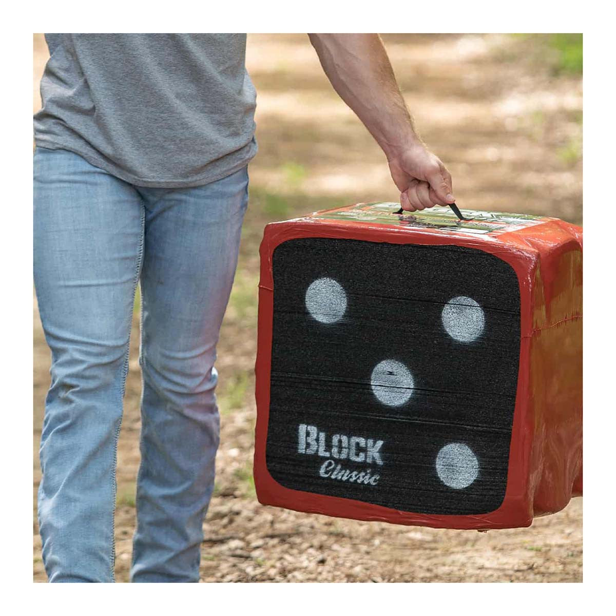 Block Classic 22" Archery Target Carrying Image