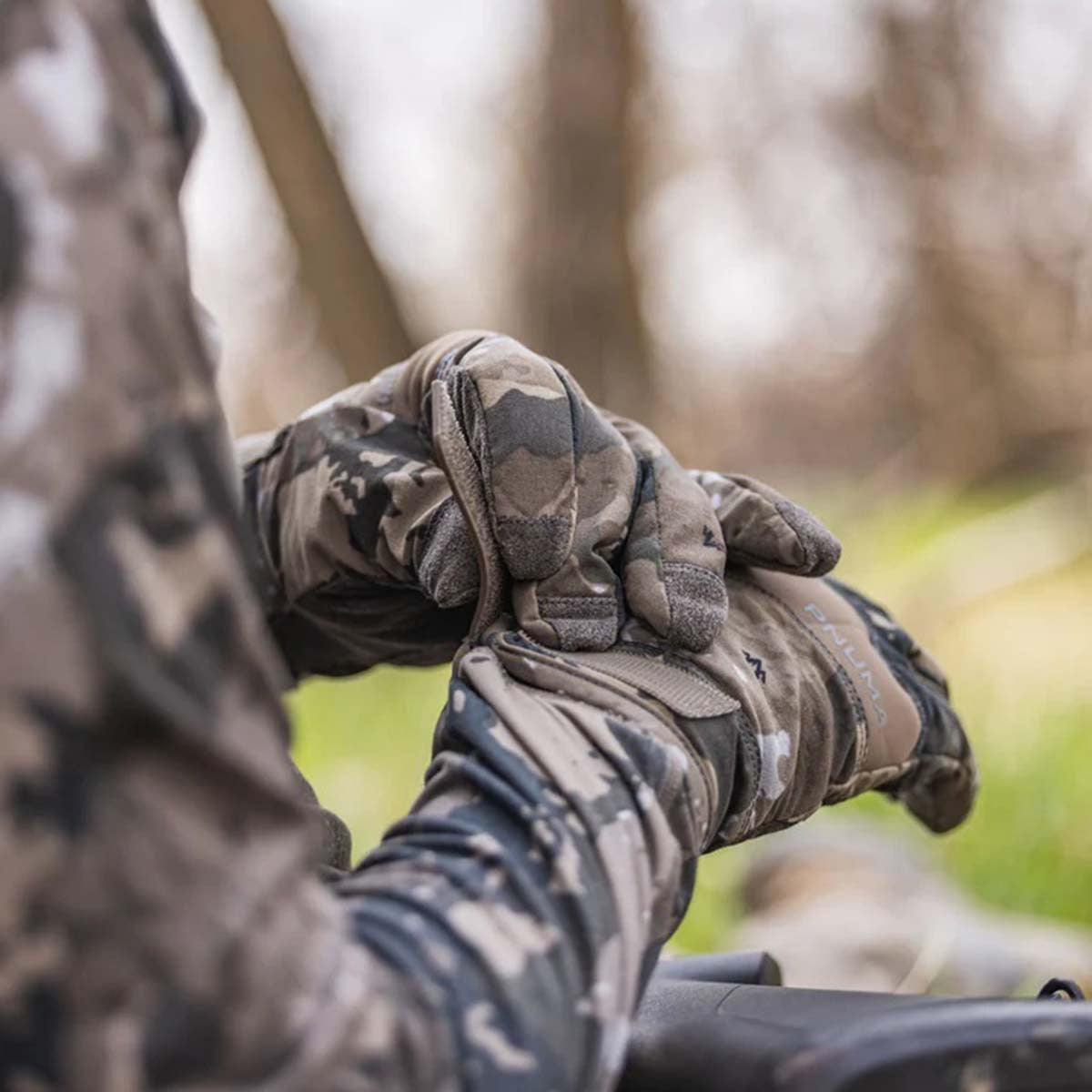 Vintis Gloves