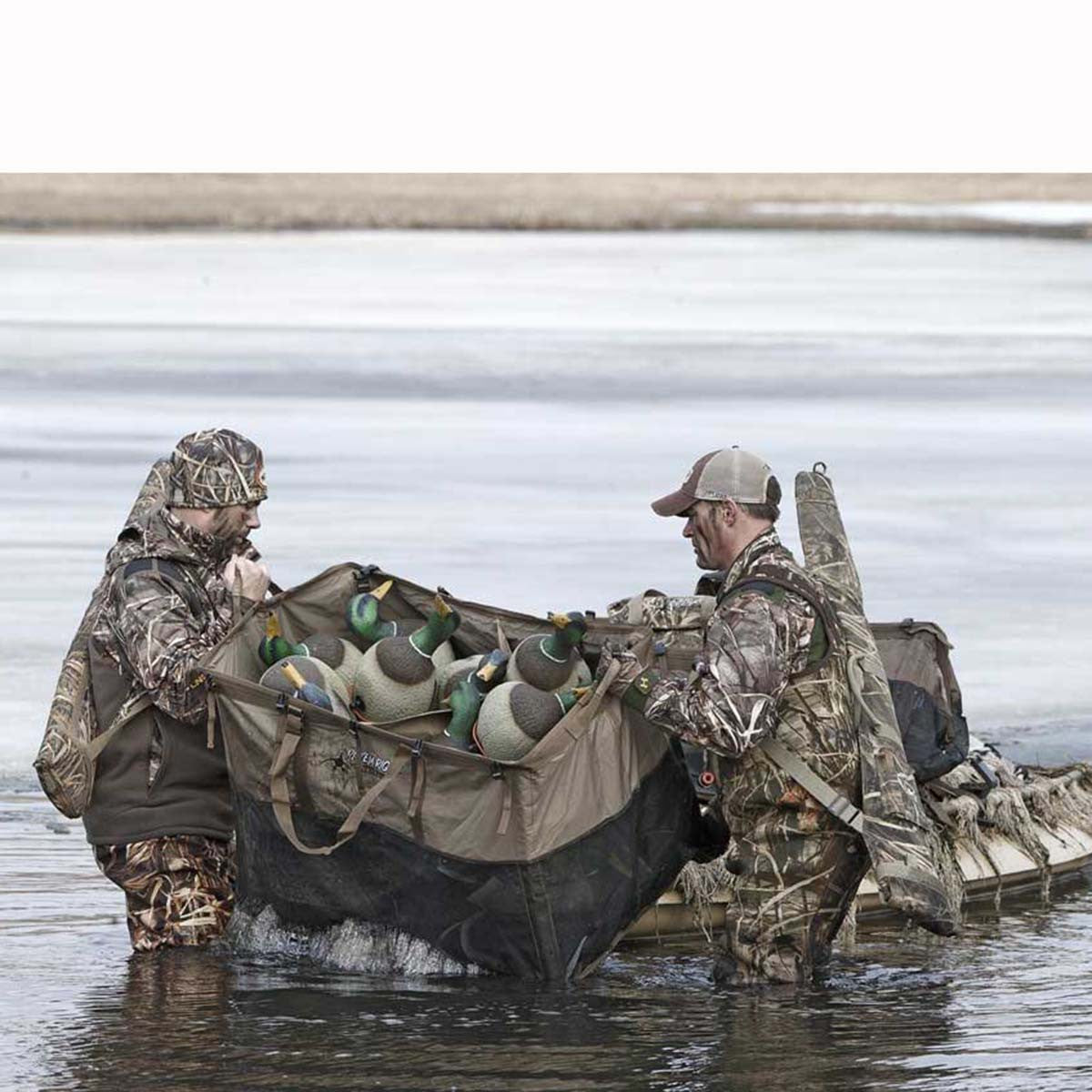Rig'Em Right Tanker XL Decoy Bag In-the-Field Image