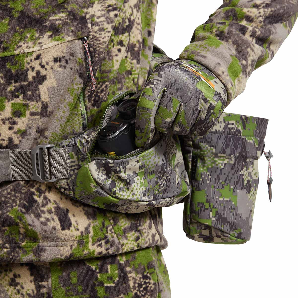 Sitka Tool Belt Side Pouch Image in Optifade Cover