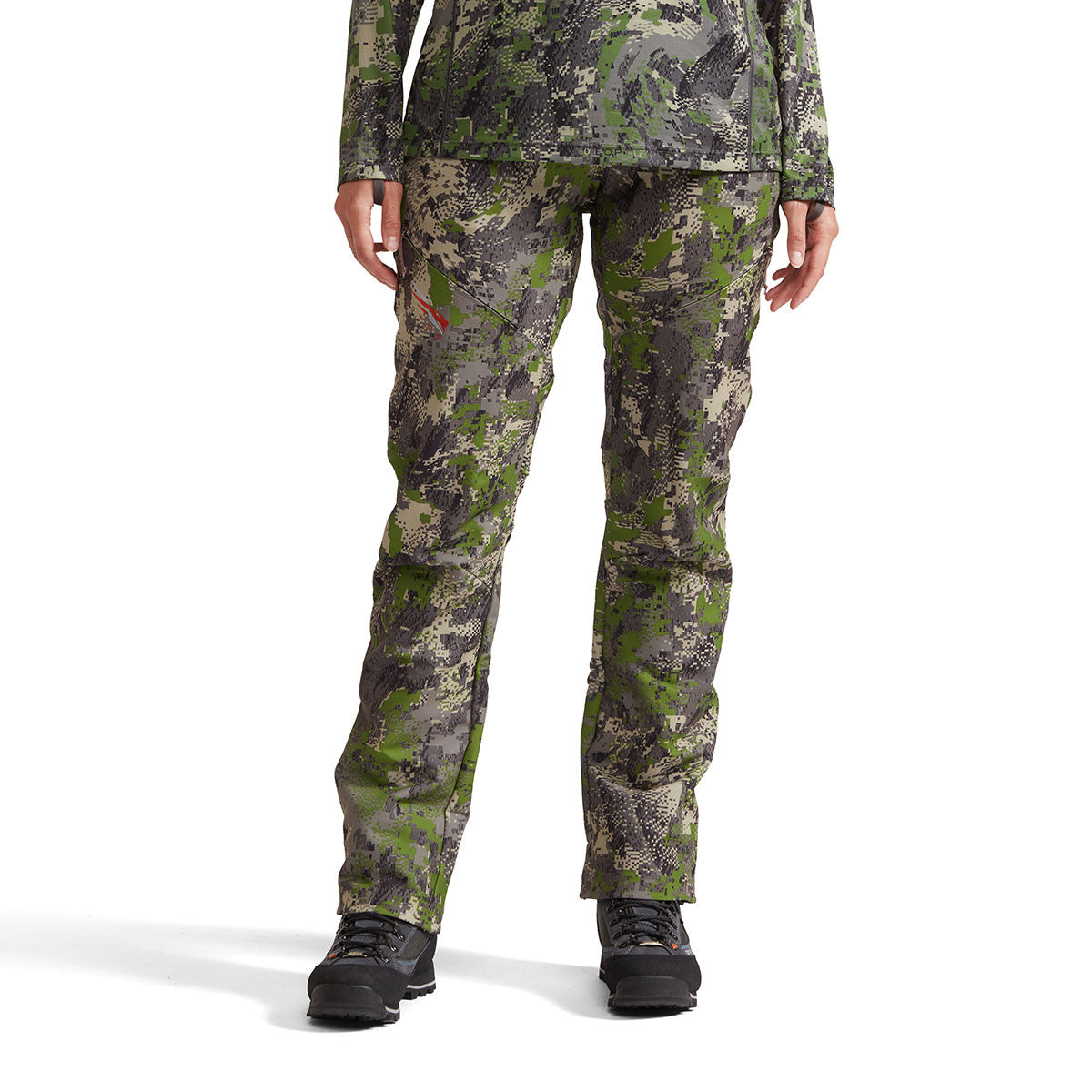 Sitka Women's Cadence Pant Model Image in Optifade Cover