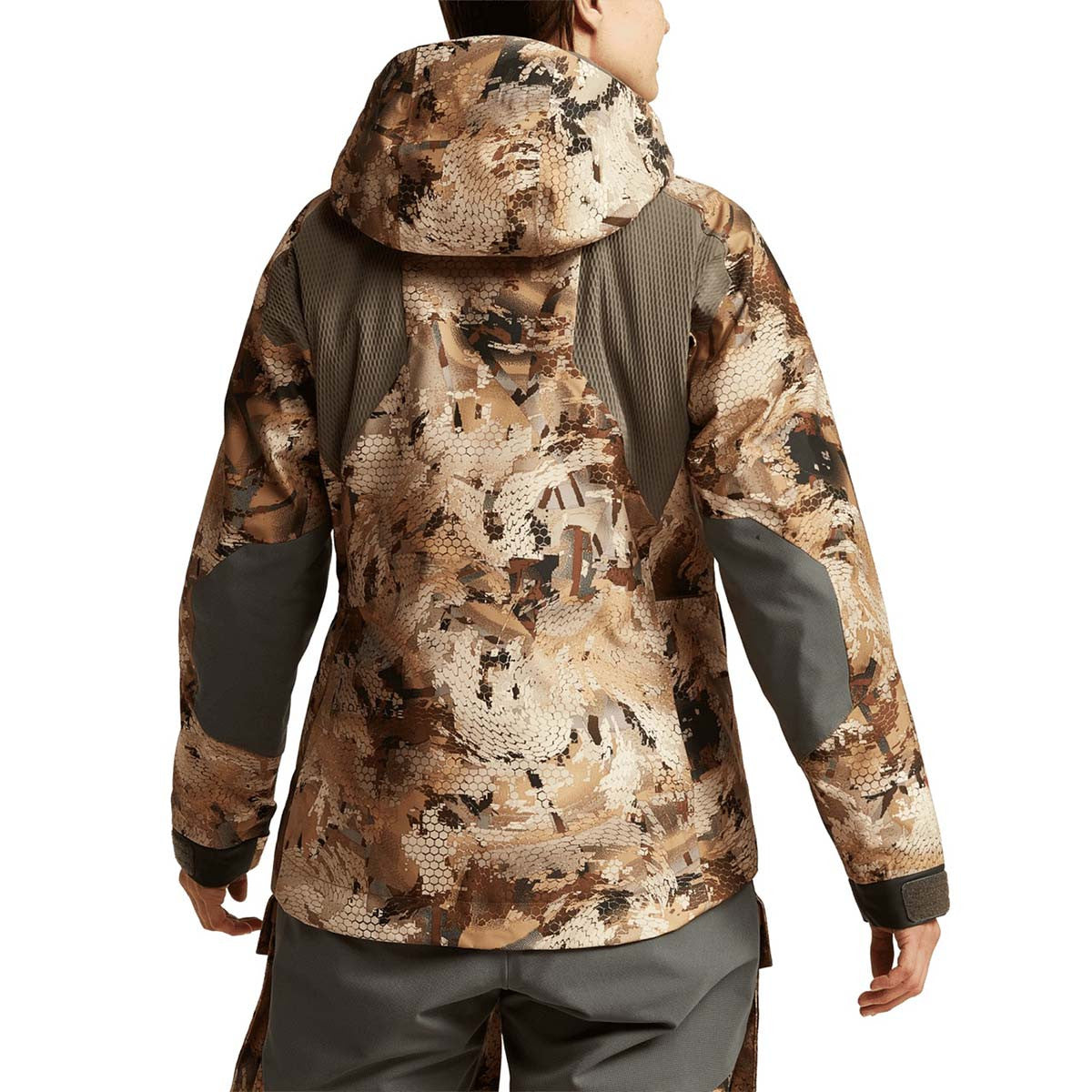 Sitka Women's Hudson Jacket Back Model Image in Optifade Waterfowl Marsh