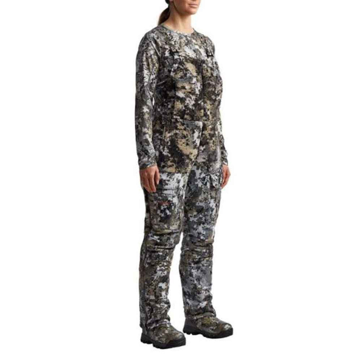 Sitka Women's Fanatic Bib Side Model Image in Optifade Elevated II