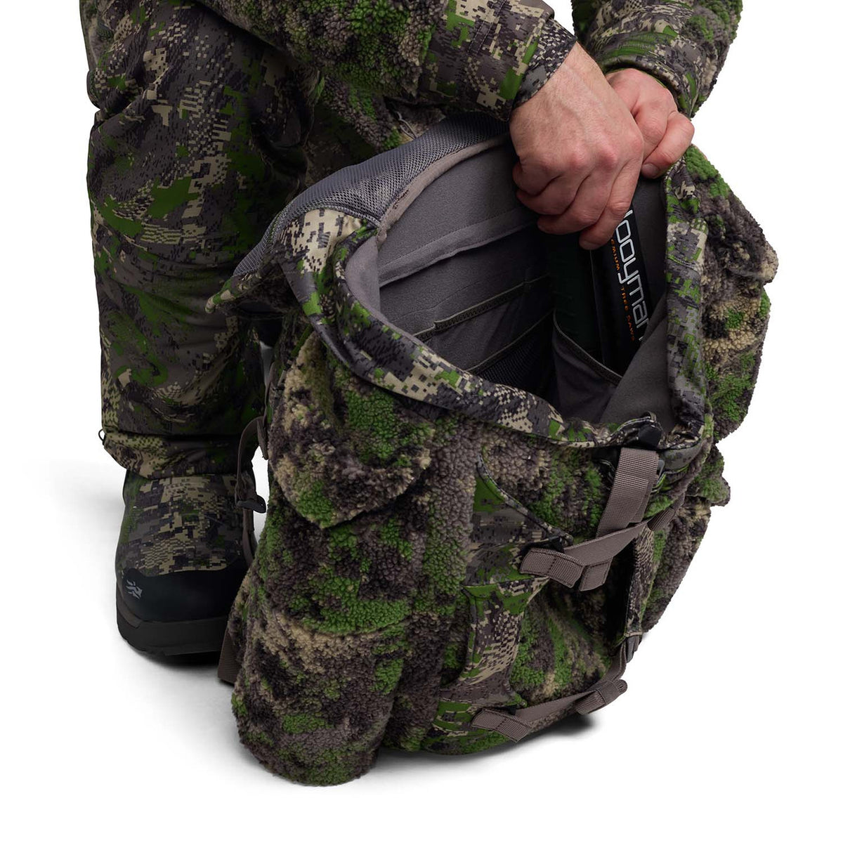 Sitka Fanatic Pack Inside Image