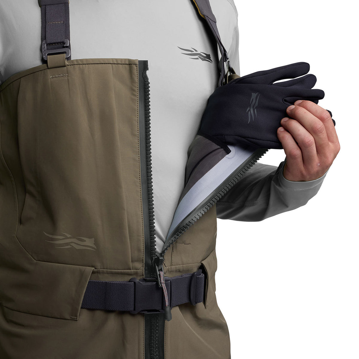 Inside Pocket Image of the Sitka CrossCurrent Zip GTX Stockingfoot Wader.