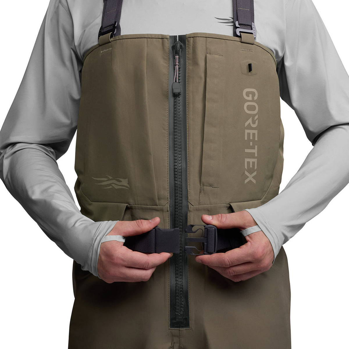 Waist Buckle Image of the Sitka CrossCurrent Zip GTX Stockingfoot Wader.