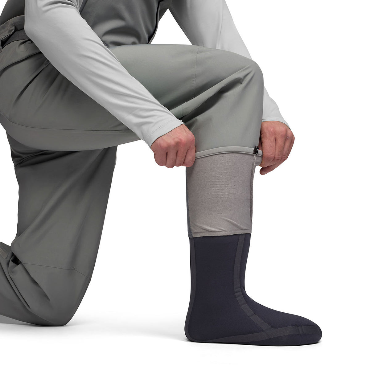 Legs Image of the Sitka CrossCurrent Gore-Tex Stockingfoot Wader.