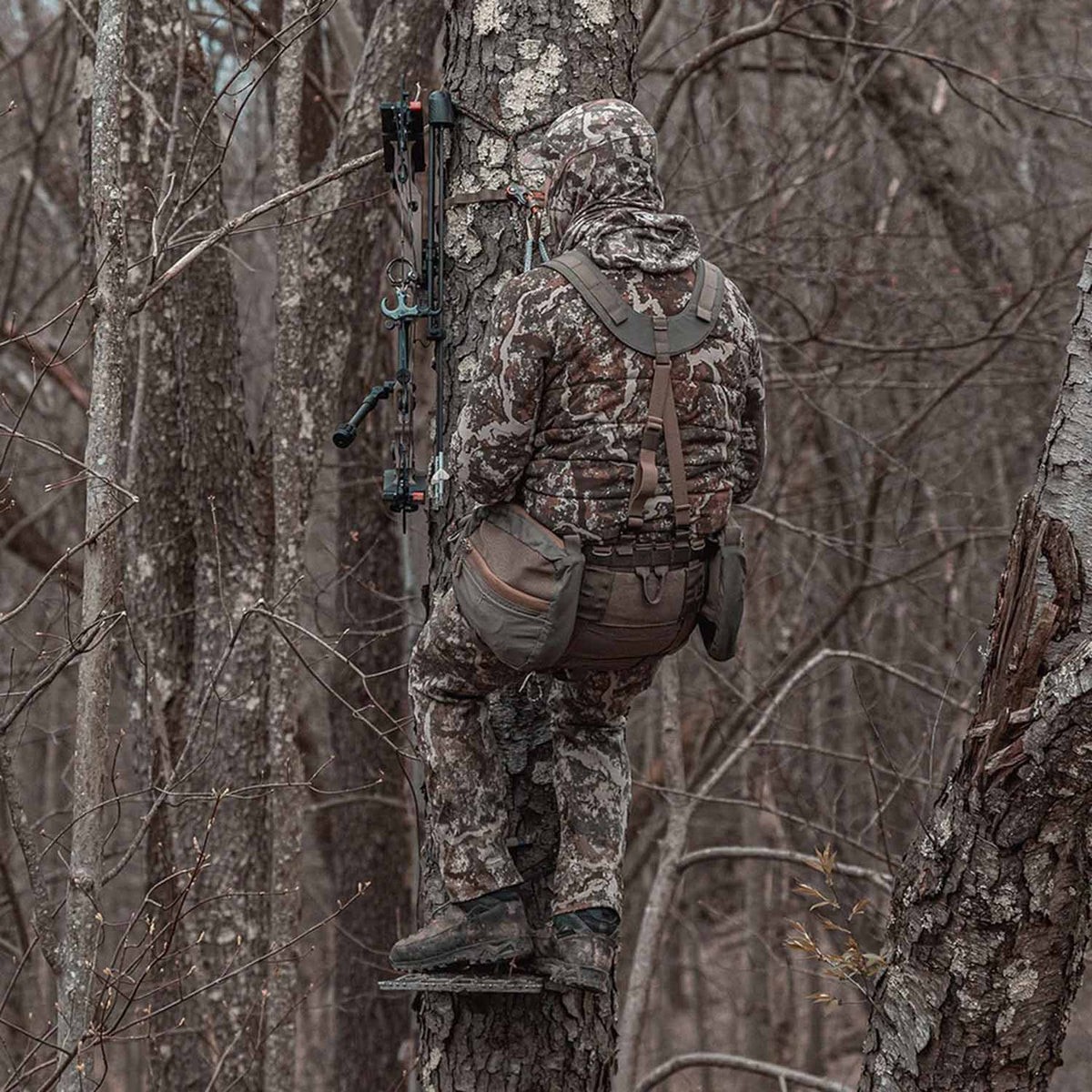 Tethrd Ultralock Treestand Saddle, XL Lifestyle Image